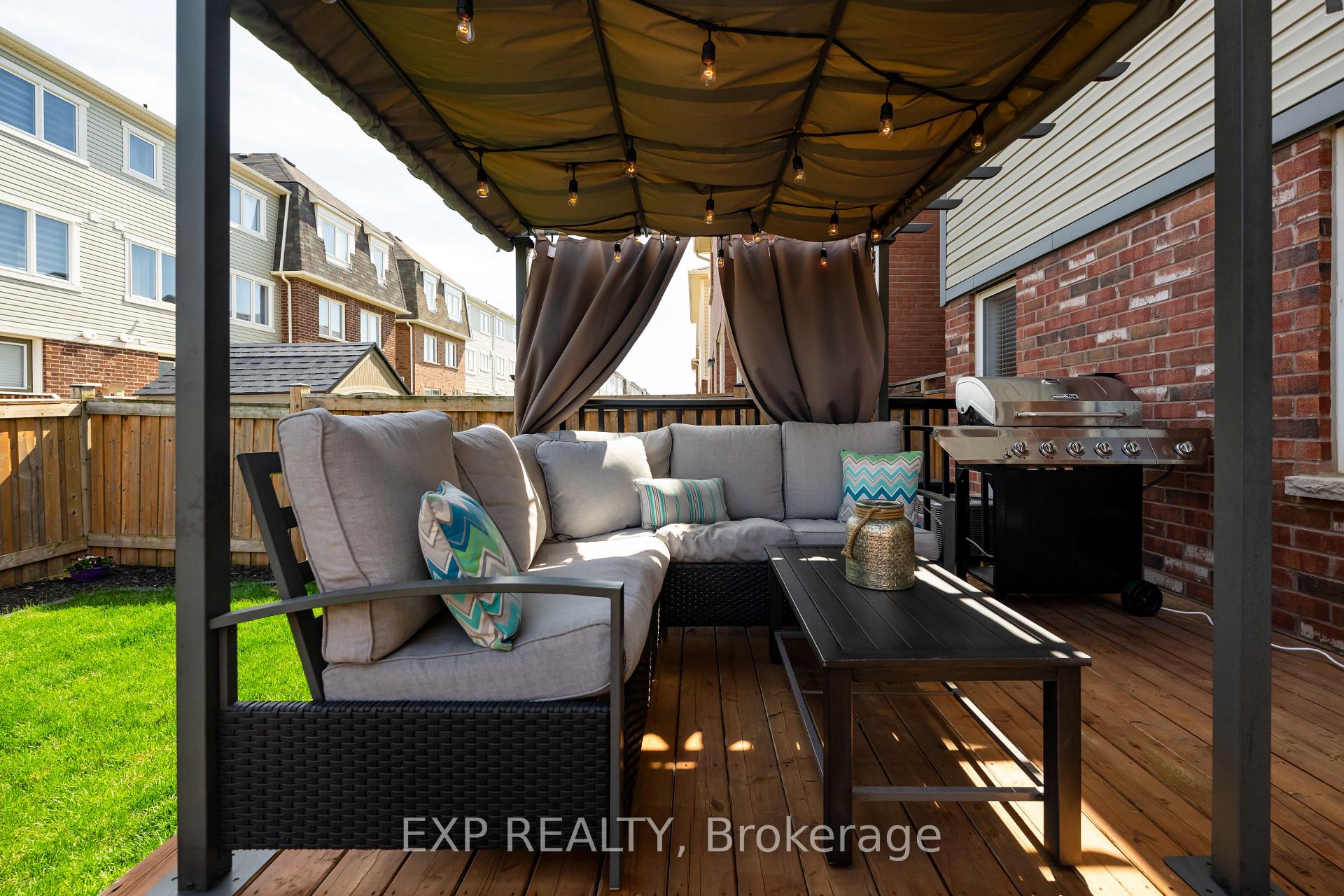 Photo 10 of 50 Enford Crescent, Brampton, Northwest Brampton — HOMEH