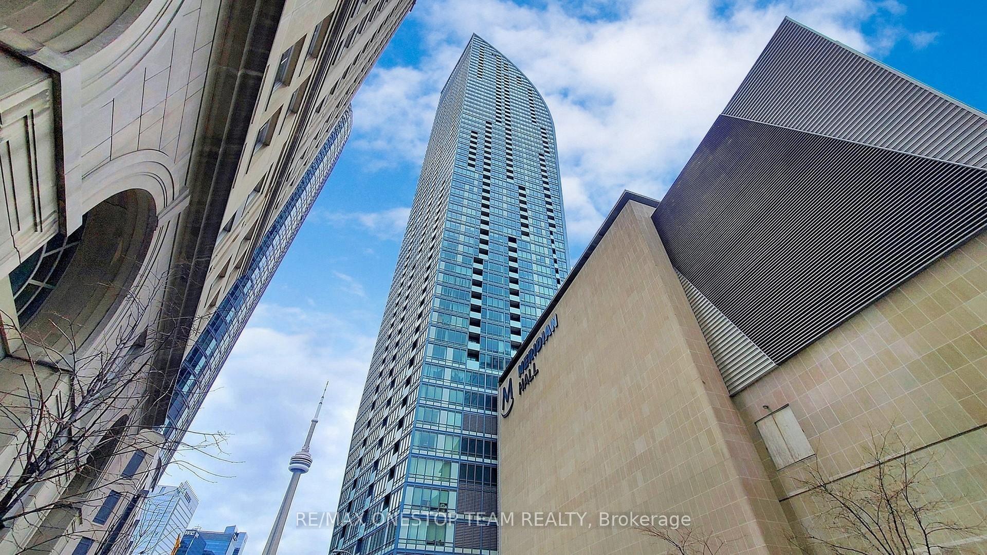 Photo 1 of Unit 1511, 8 The Esplanade, Toronto, Waterfront Communities — HOMEH