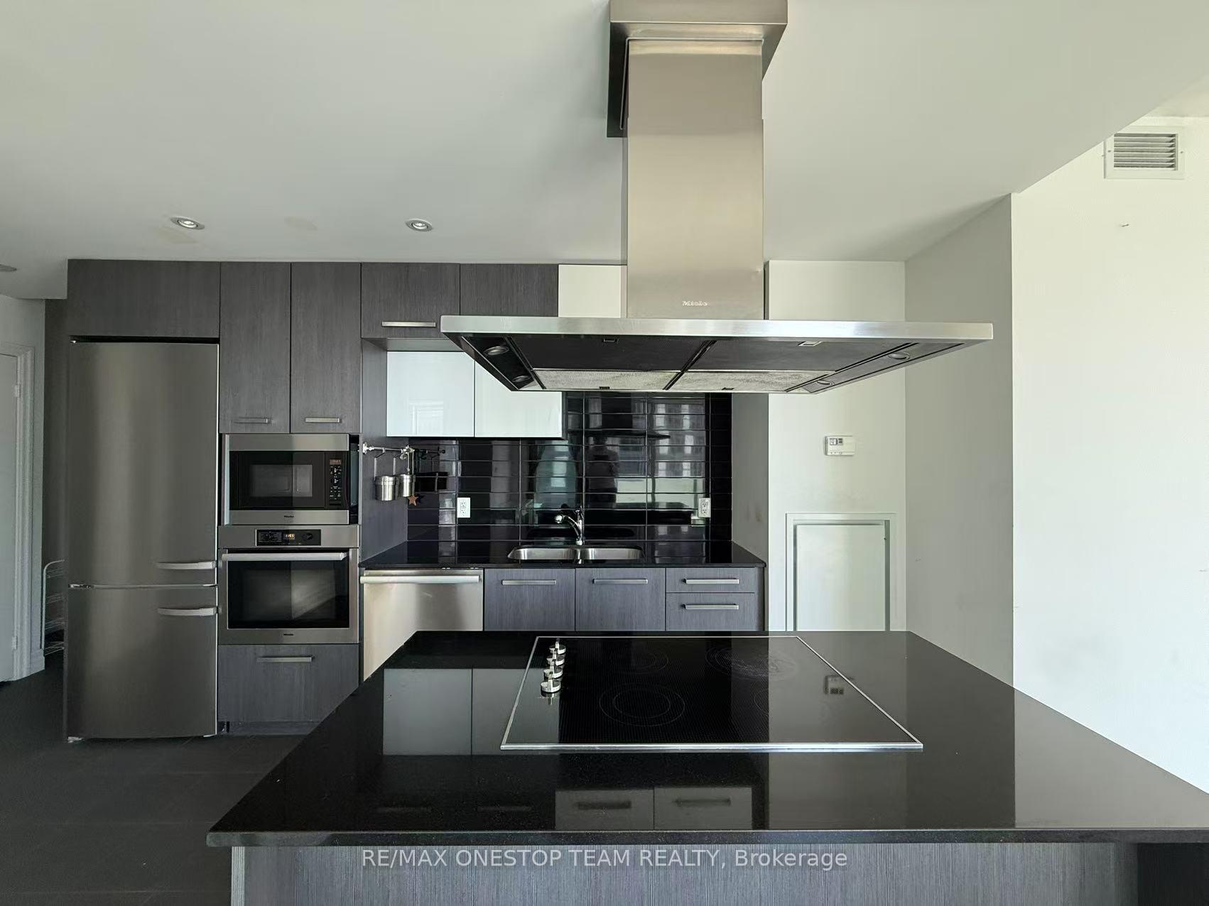 Photo 6 of Unit 1511, 8 The Esplanade, Toronto, Waterfront Communities — HOMEH