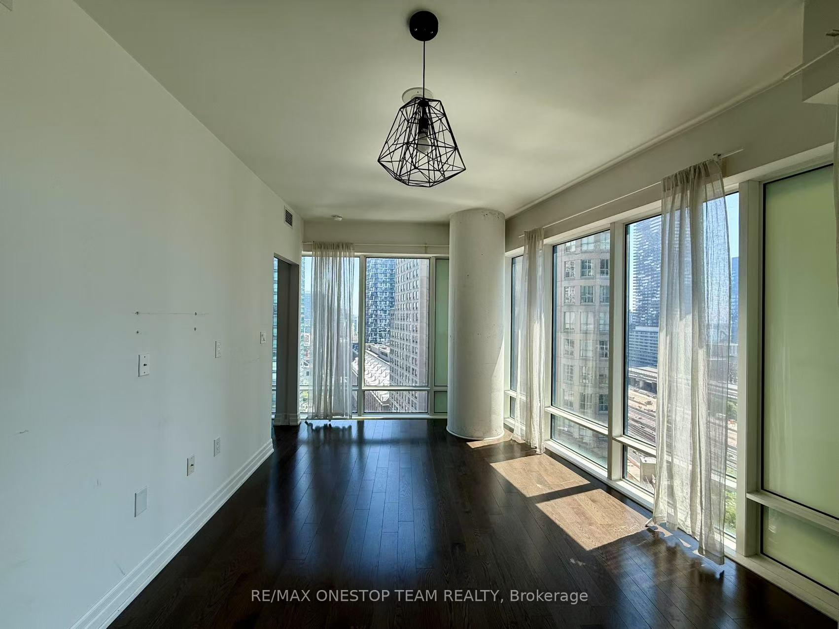 Photo 9 of Unit 1511, 8 The Esplanade, Toronto, Waterfront Communities — HOMEH