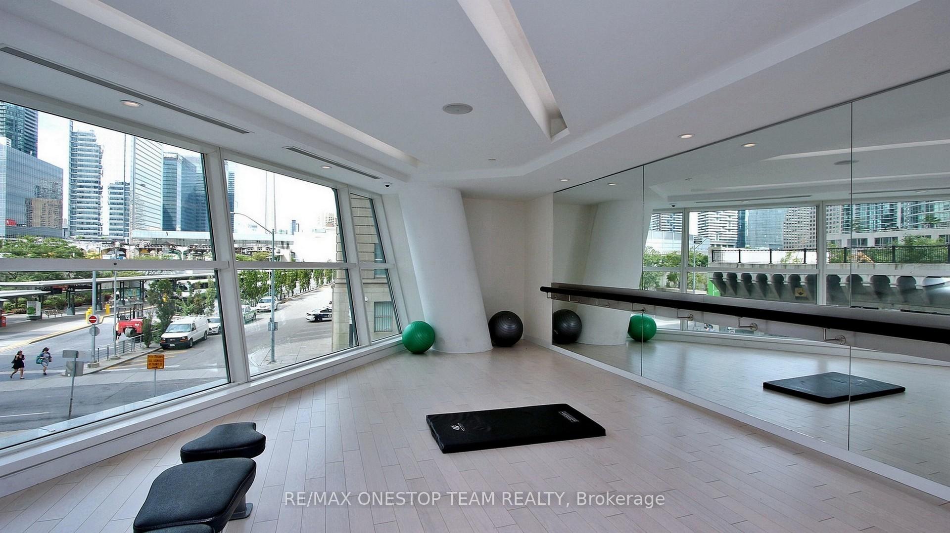 Photo 23 of Unit 1511, 8 The Esplanade, Toronto, Waterfront Communities — HOMEH