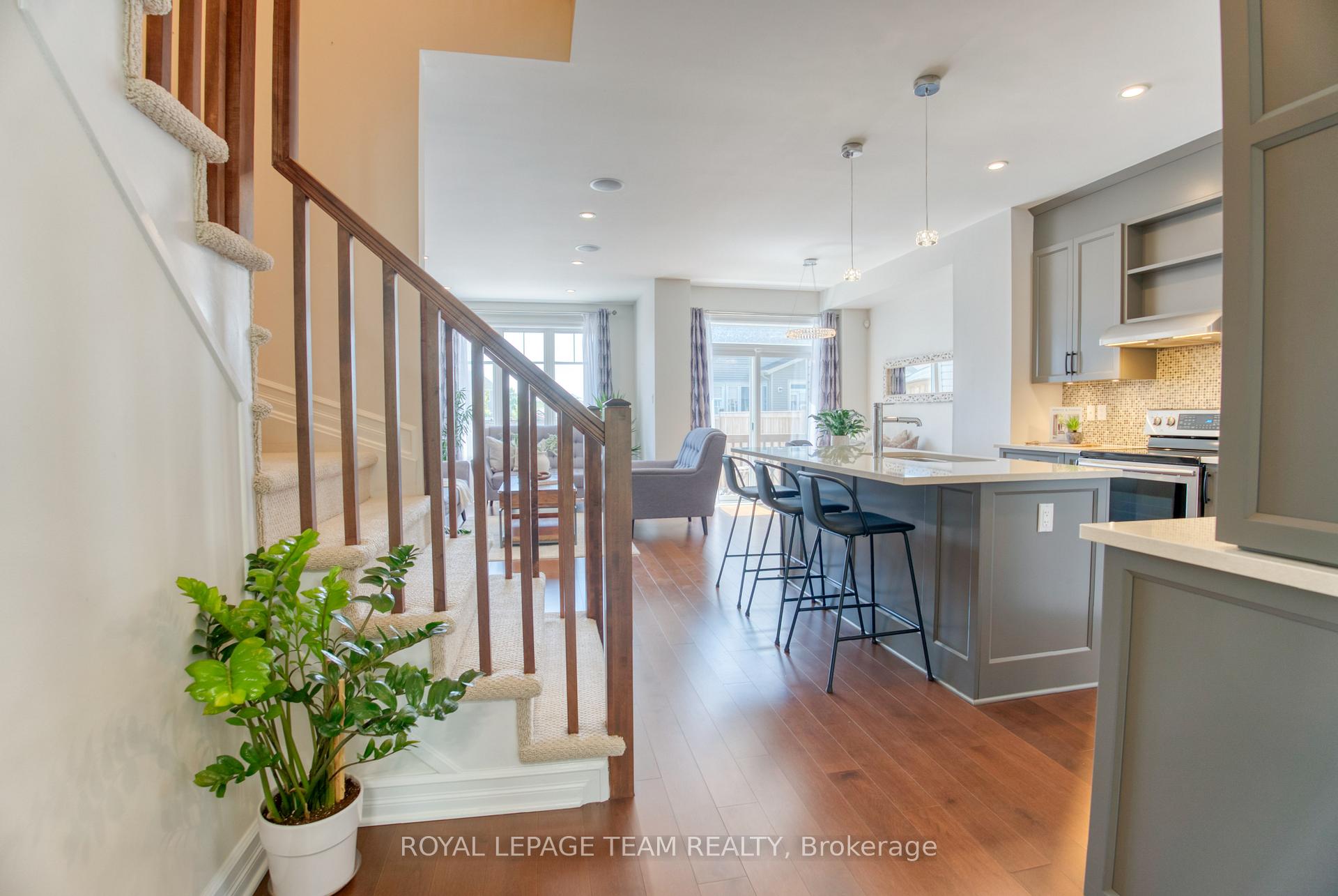 Photo 7 of 102 Helen Rapp Way, Ottawa, Blossom Park/Kemp Park/Findlay Creek — HOMEH
