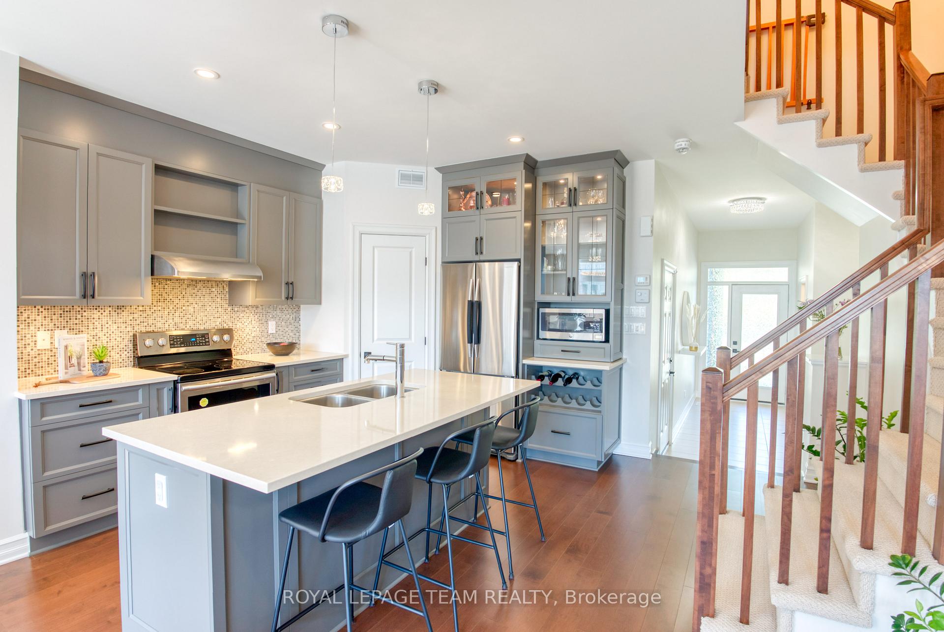 Photo 12 of 102 Helen Rapp Way, Ottawa, Blossom Park/Kemp Park/Findlay Creek — HOMEH