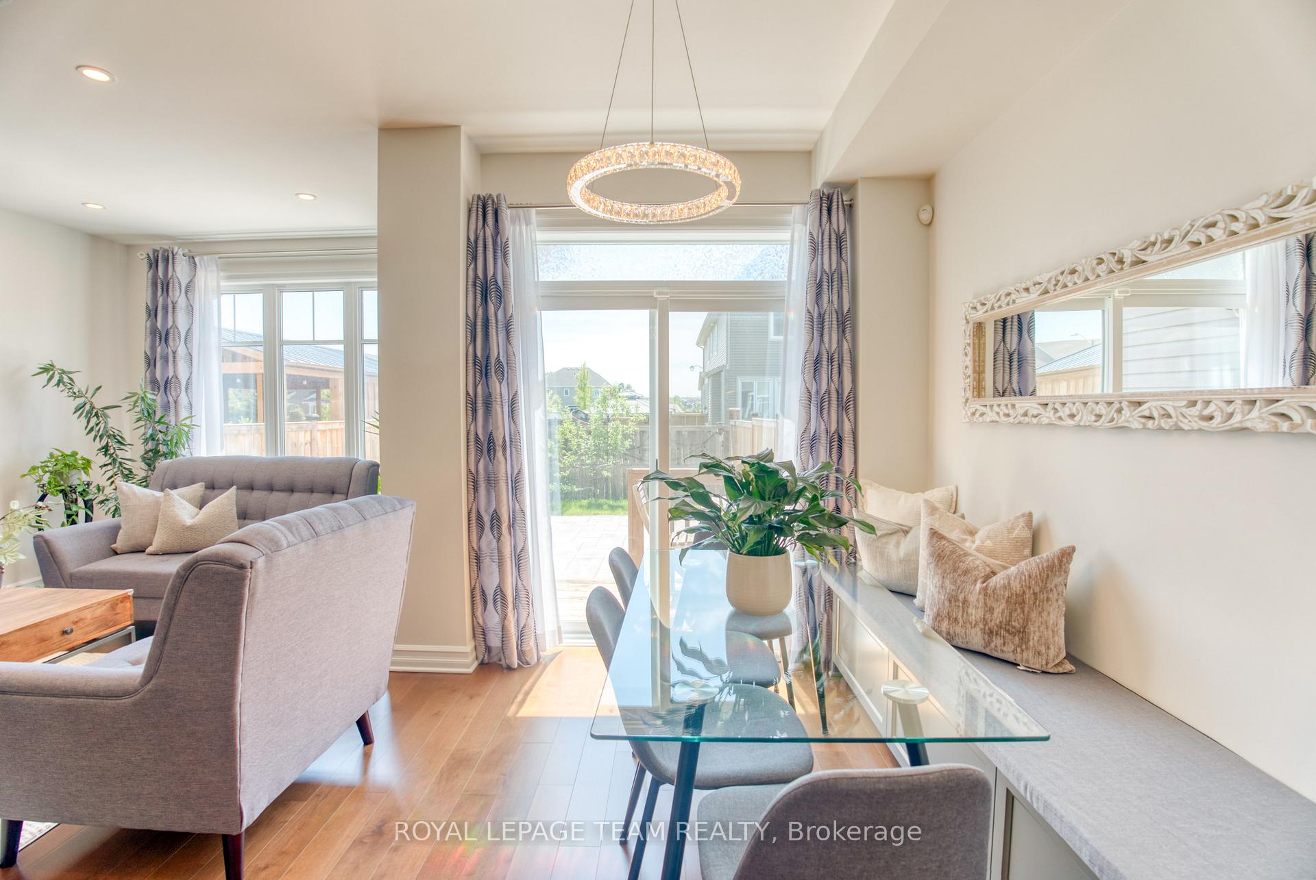Photo 14 of 102 Helen Rapp Way, Ottawa, Blossom Park/Kemp Park/Findlay Creek — HOMEH