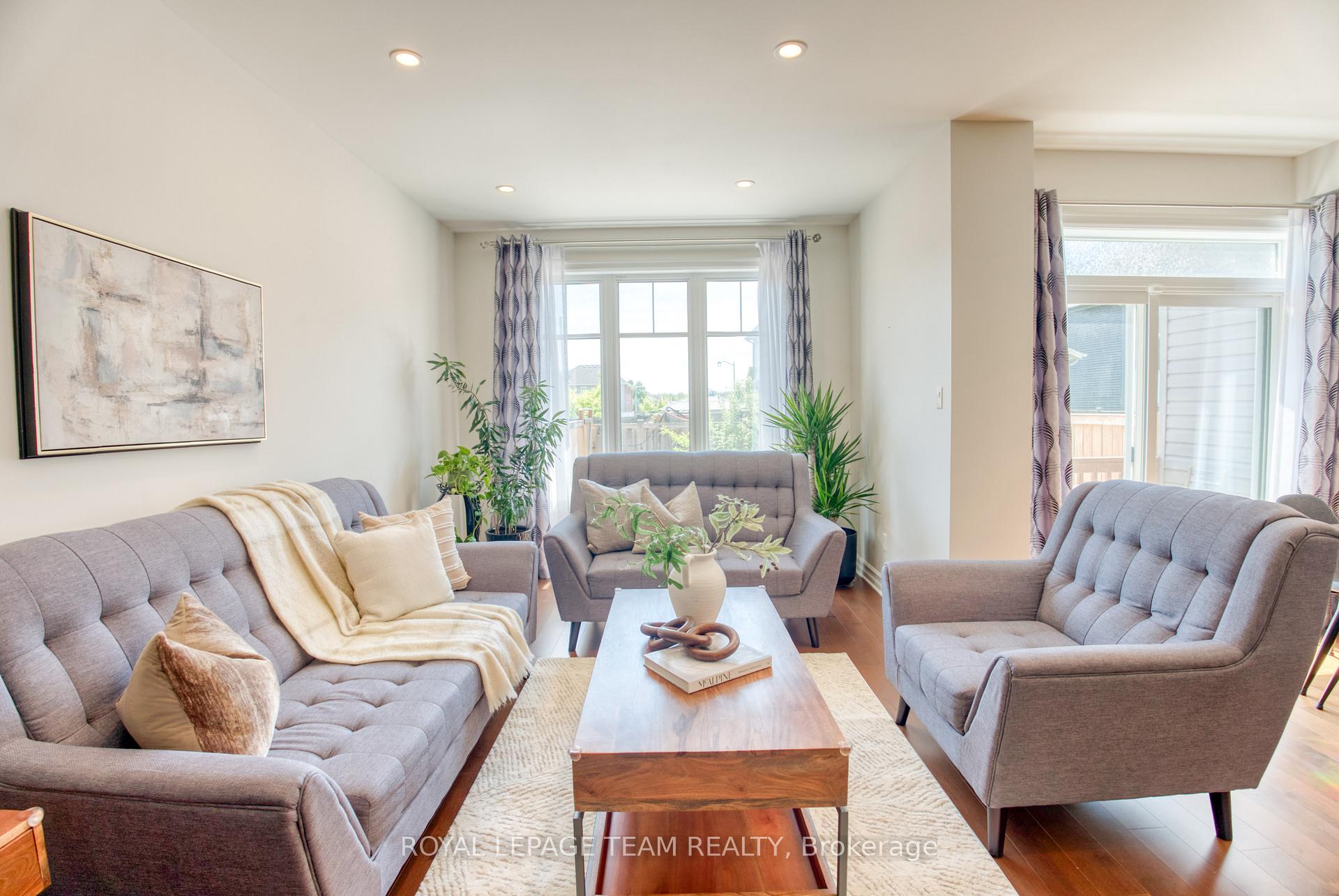 Photo 15 of 102 Helen Rapp Way, Ottawa, Blossom Park/Kemp Park/Findlay Creek — HOMEH