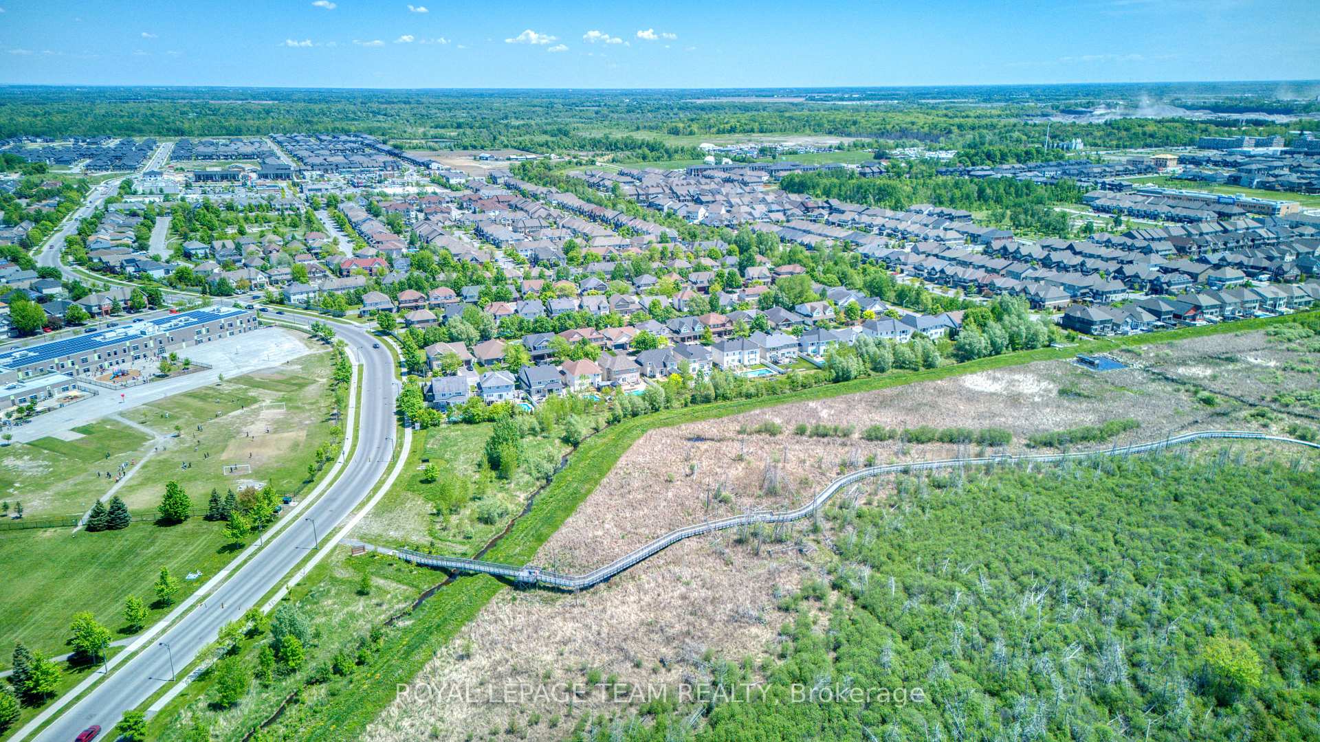 Photo 40 of 102 Helen Rapp Way, Ottawa, Blossom Park/Kemp Park/Findlay Creek — HOMEH