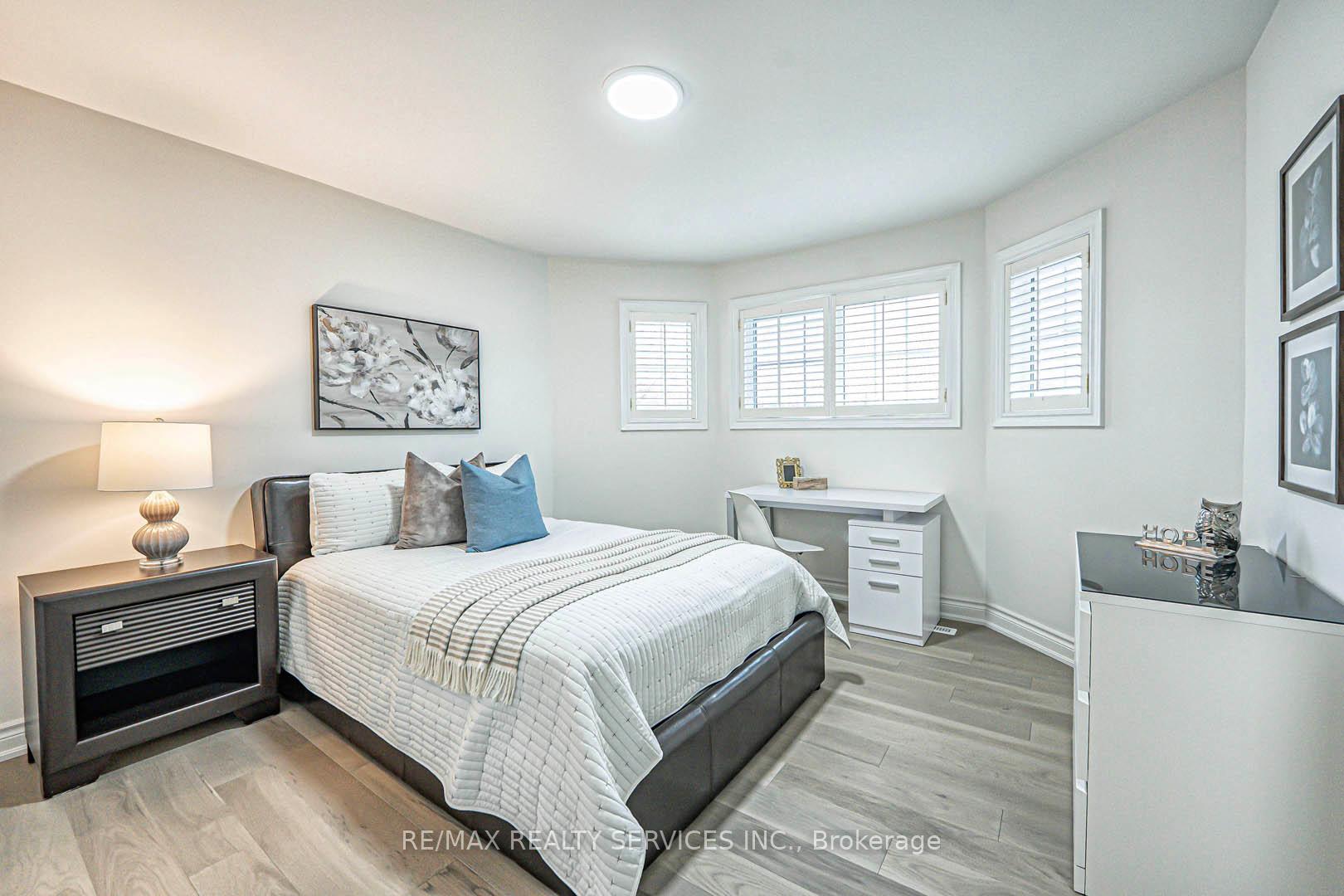 Photo 27 of 63 Links Lane, Brampton, Credit Valley — HOMEH