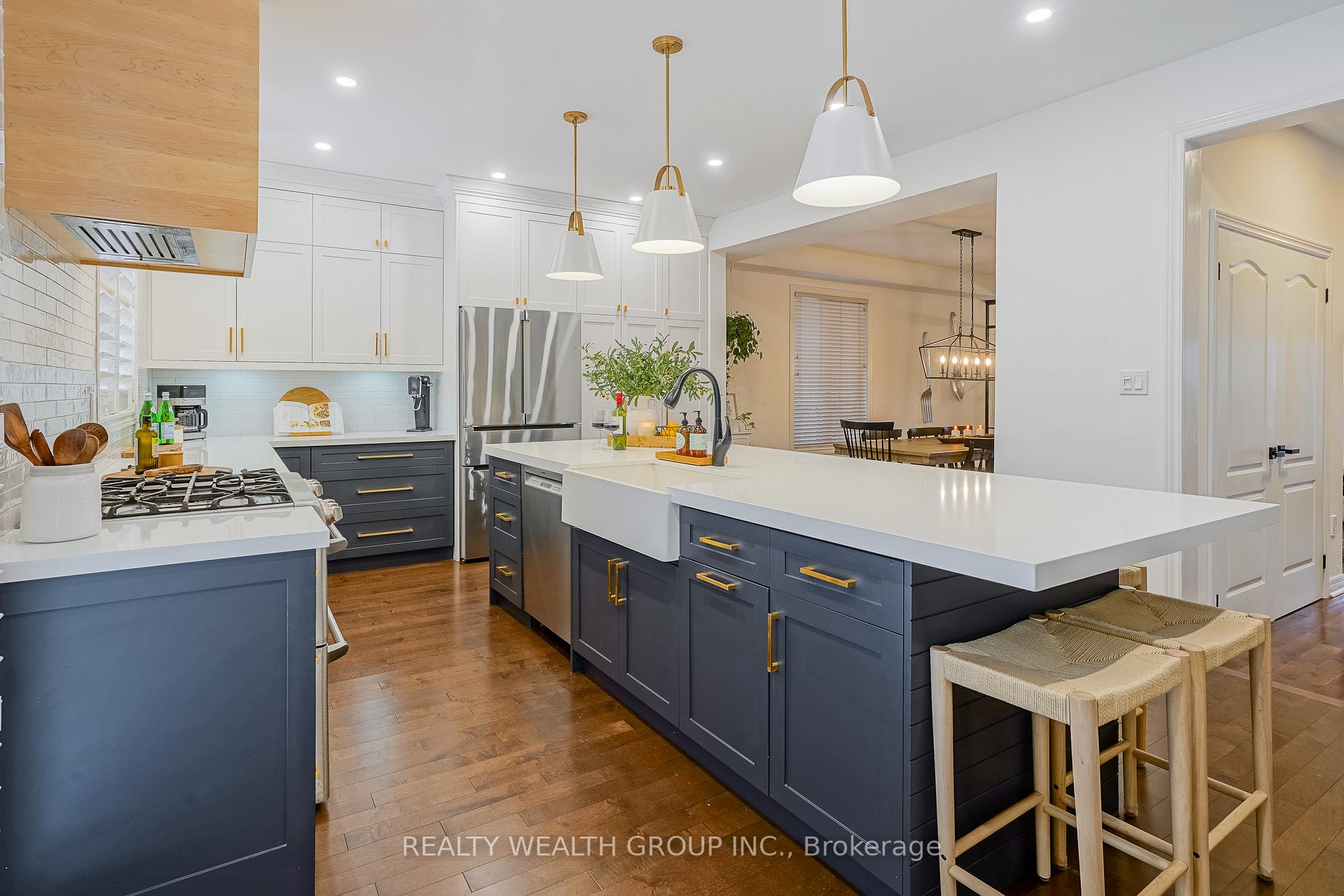 Photo 8 of 22 Halldorson Avenue, Aurora, Bayview Northeast — HOMEH