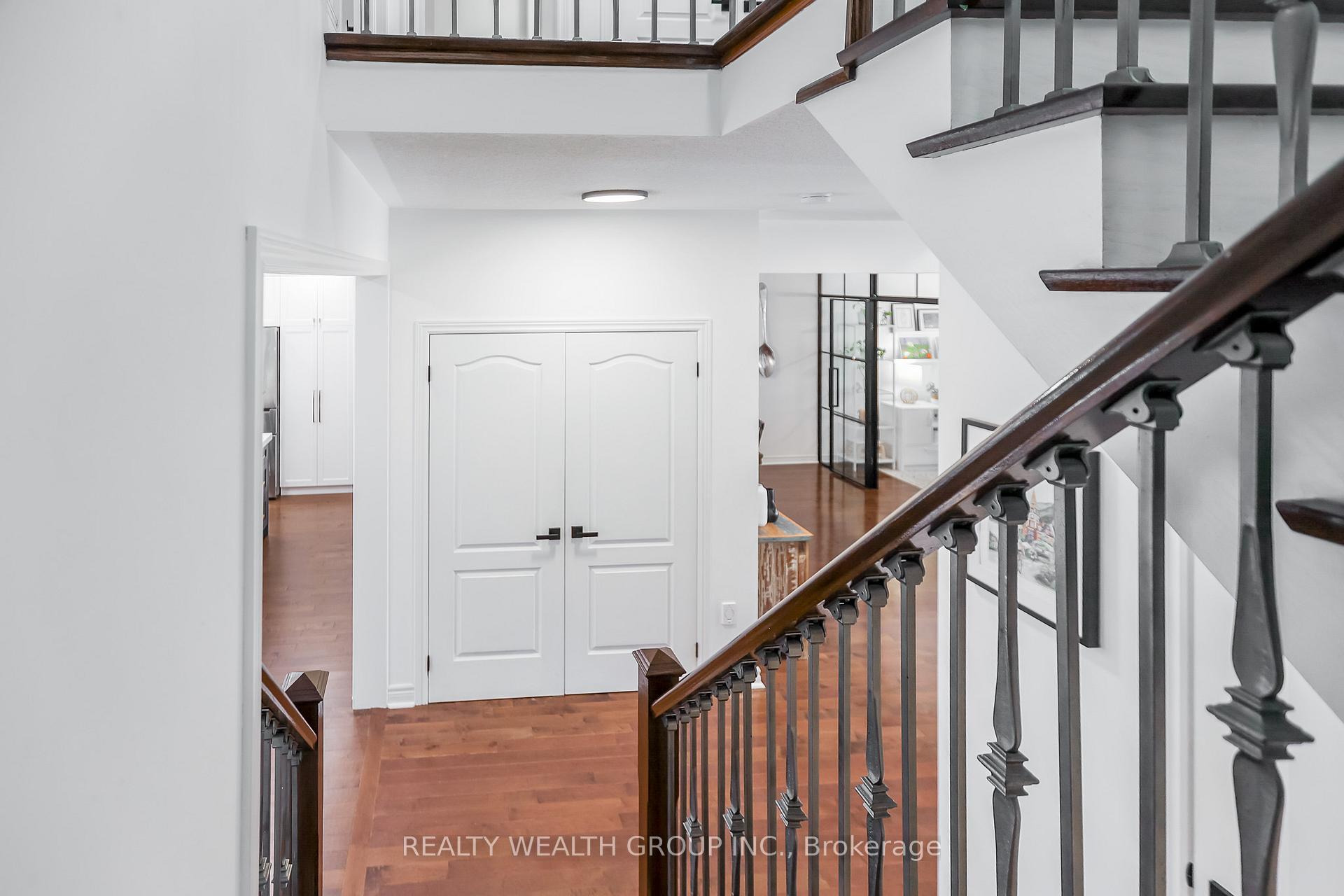 Photo 15 of 22 Halldorson Avenue, Aurora, Bayview Northeast — HOMEH