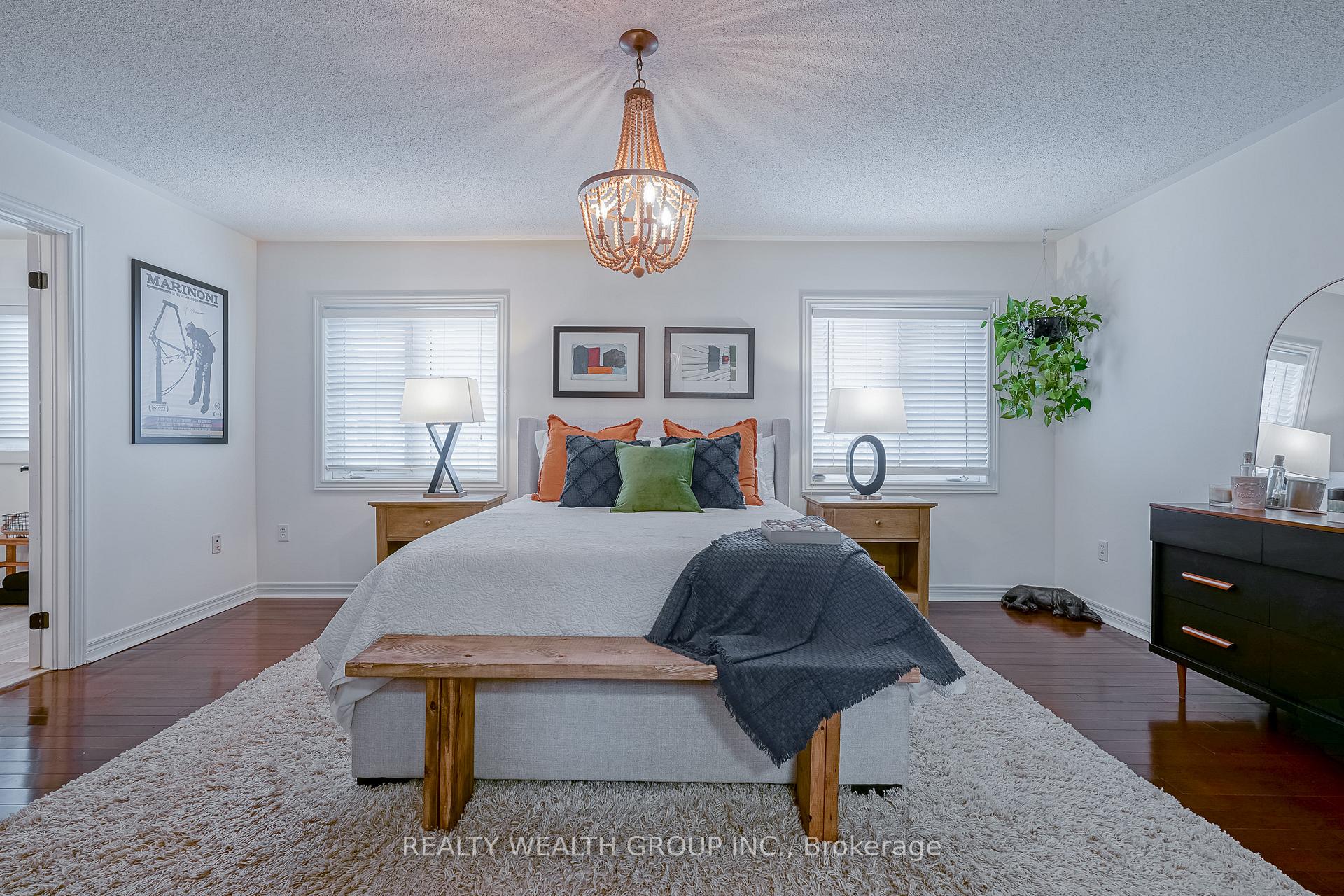 Photo 16 of 22 Halldorson Avenue, Aurora, Bayview Northeast — HOMEH