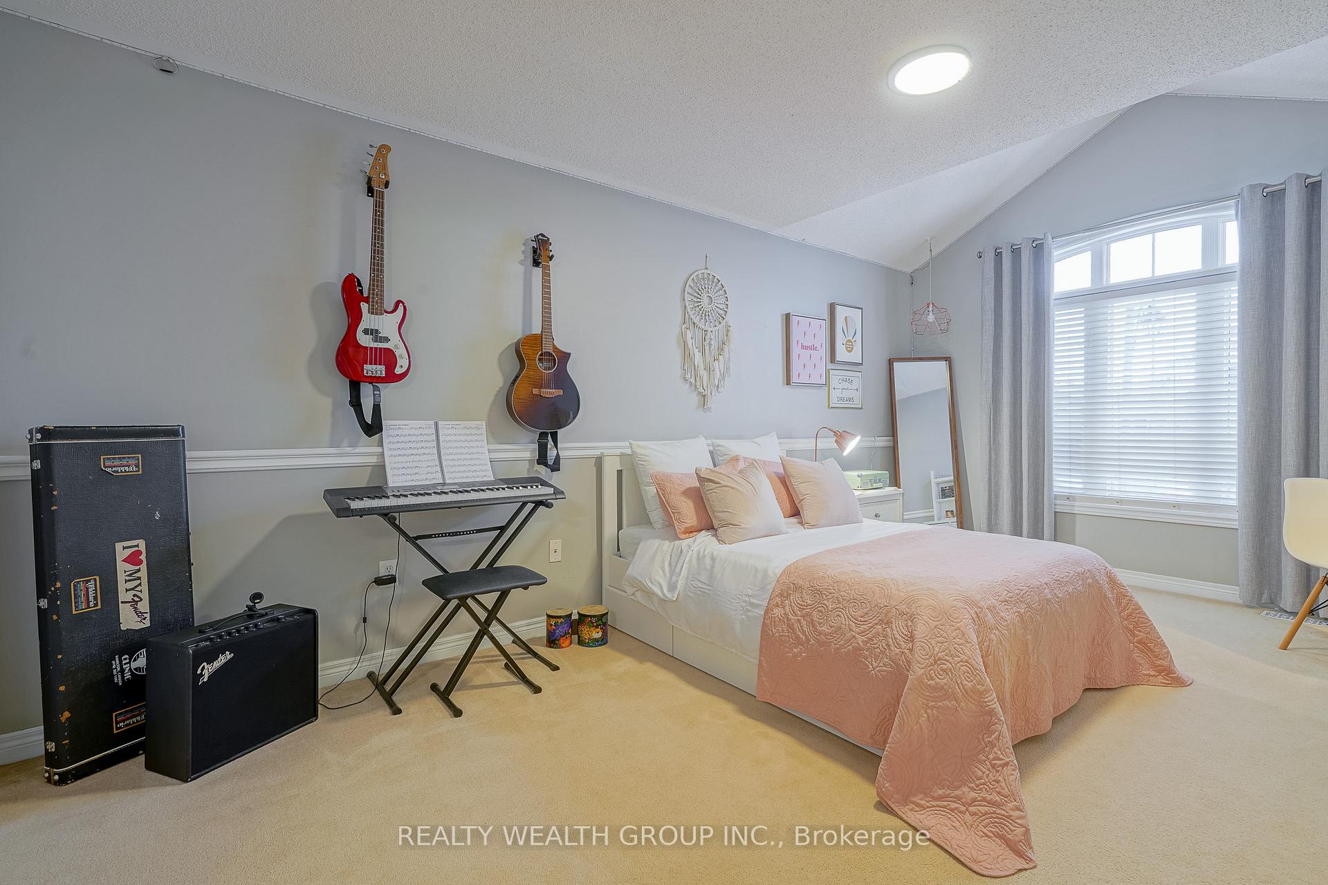 Photo 22 of 22 Halldorson Avenue, Aurora, Bayview Northeast — HOMEH