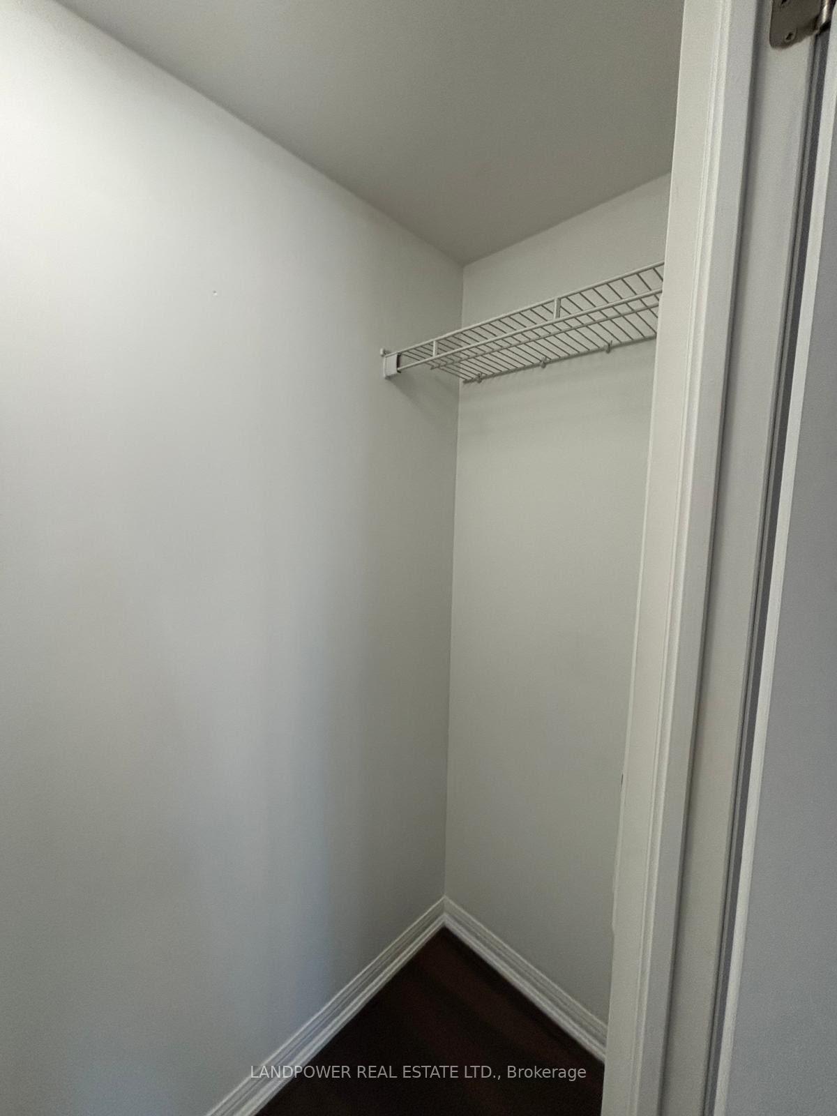 Photo 4 of Unit 1113, 400 Adelaide Street E, Toronto, Moss Park — HOMEH