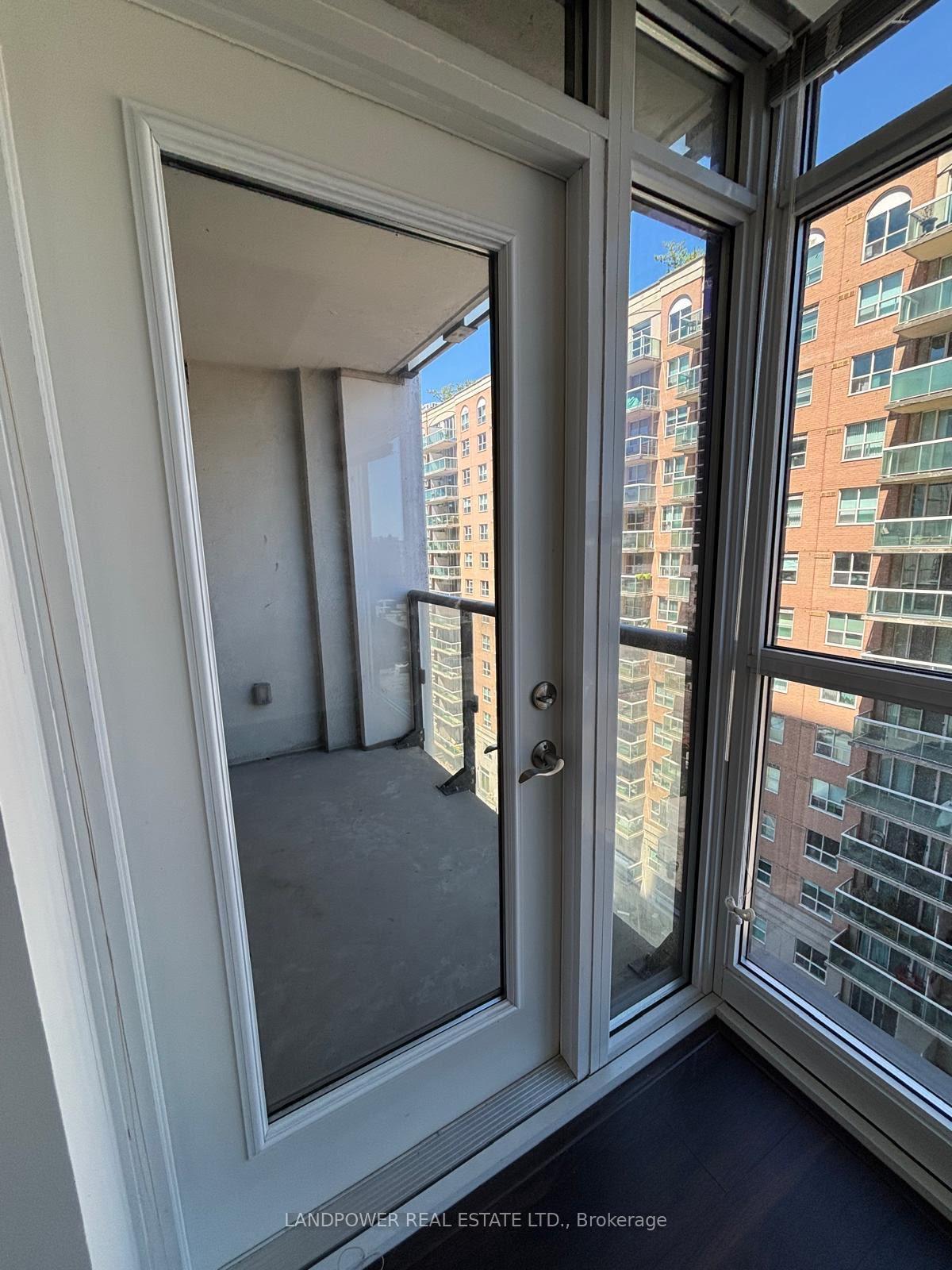 Photo 9 of Unit 1113, 400 Adelaide Street E, Toronto, Moss Park — HOMEH