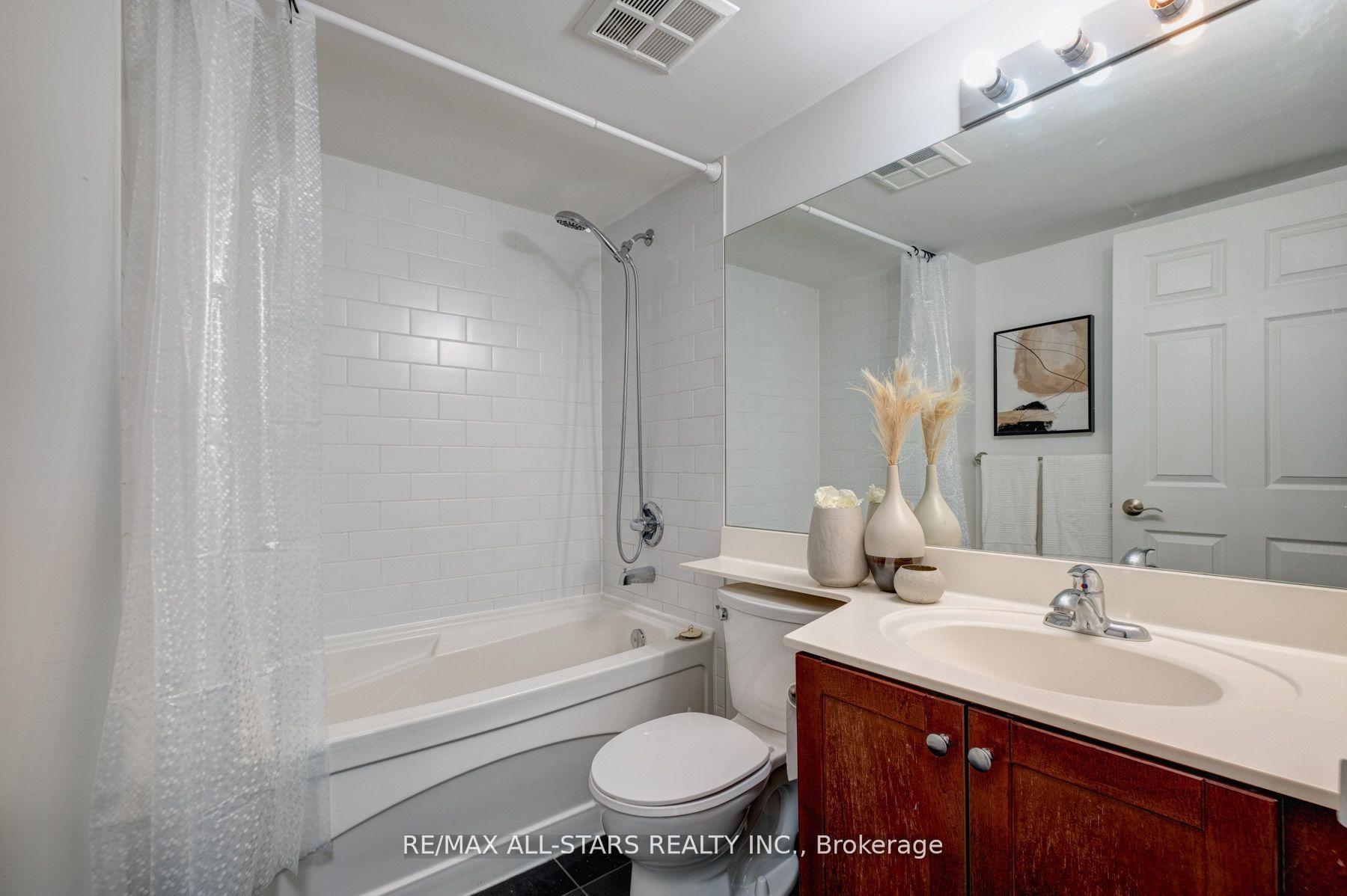 Photo 18 of Unit 621, 230 King Street E, Toronto, Moss Park — HOMEH