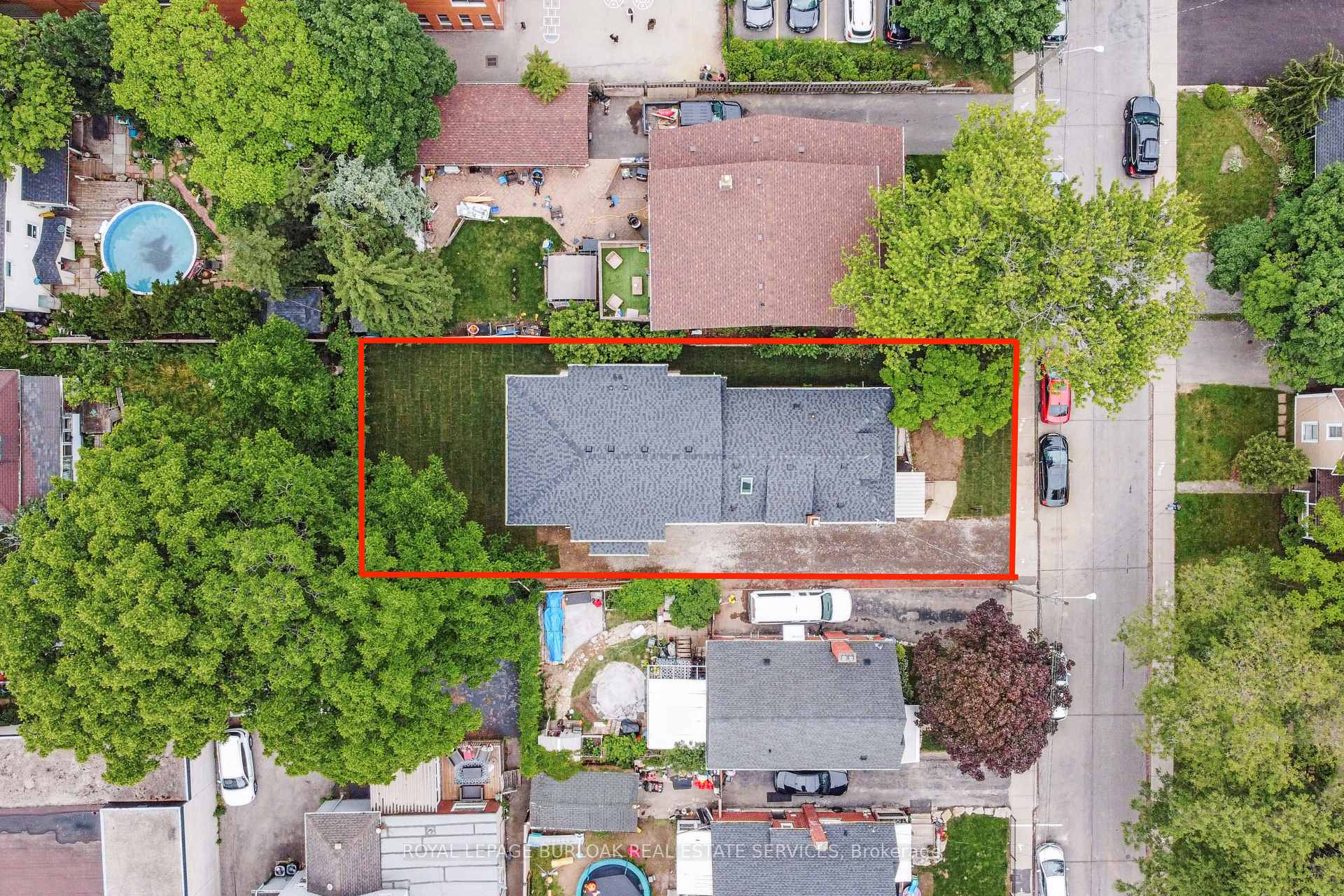 Photo 5 of 38 Viewpoint Avenue, Hamilton, Eastmount — HOMEH