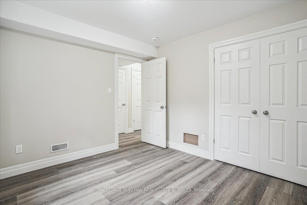 Photo 12 of 38 Viewpoint Avenue, Hamilton, Eastmount — HOMEH