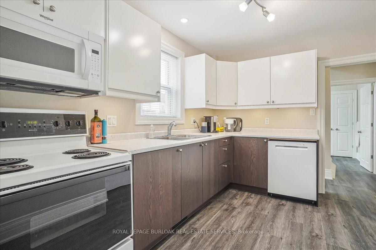 Photo 19 of 38 Viewpoint Avenue, Hamilton, Eastmount — HOMEH