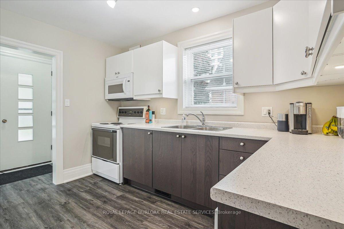 Photo 20 of 38 Viewpoint Avenue, Hamilton, Eastmount — HOMEH