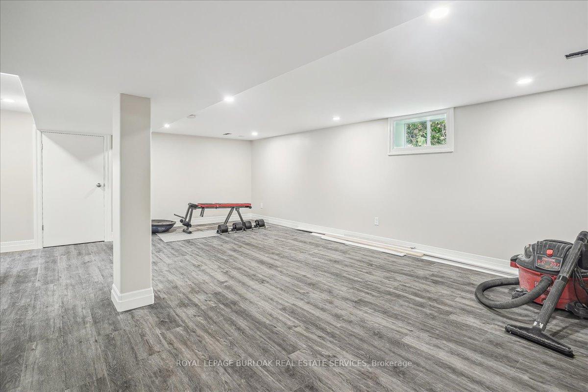 Photo 28 of 38 Viewpoint Avenue, Hamilton, Eastmount — HOMEH