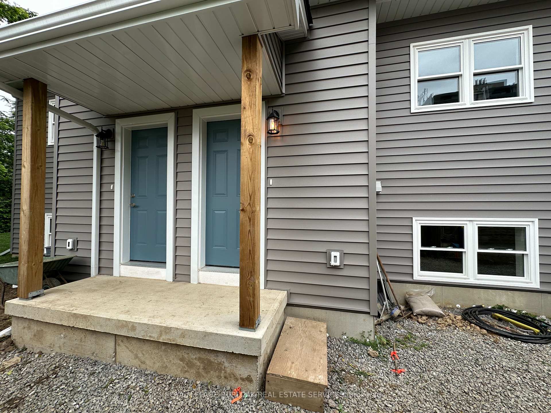 Photo 34 of 38 Viewpoint Avenue, Hamilton, Eastmount — HOMEH
