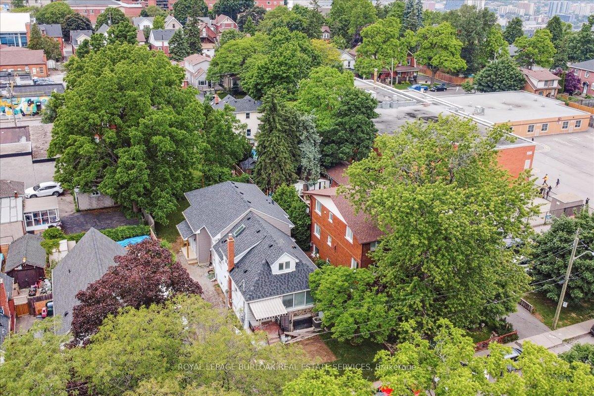Photo 35 of 38 Viewpoint Avenue, Hamilton, Eastmount — HOMEH
