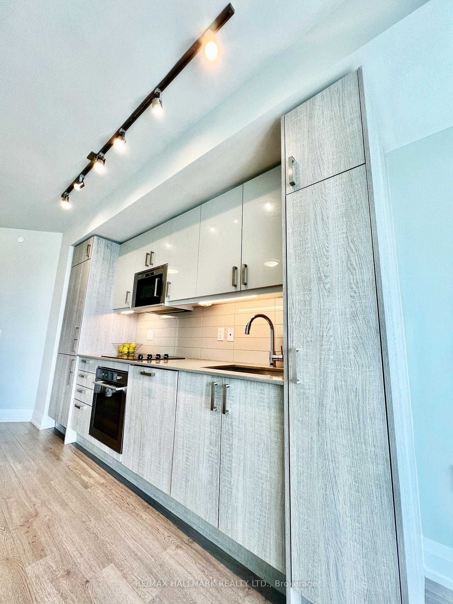 Photo 5 of Unit 2803, 77 Mutual Street, Toronto, Church-Yonge Corridor — HOMEH