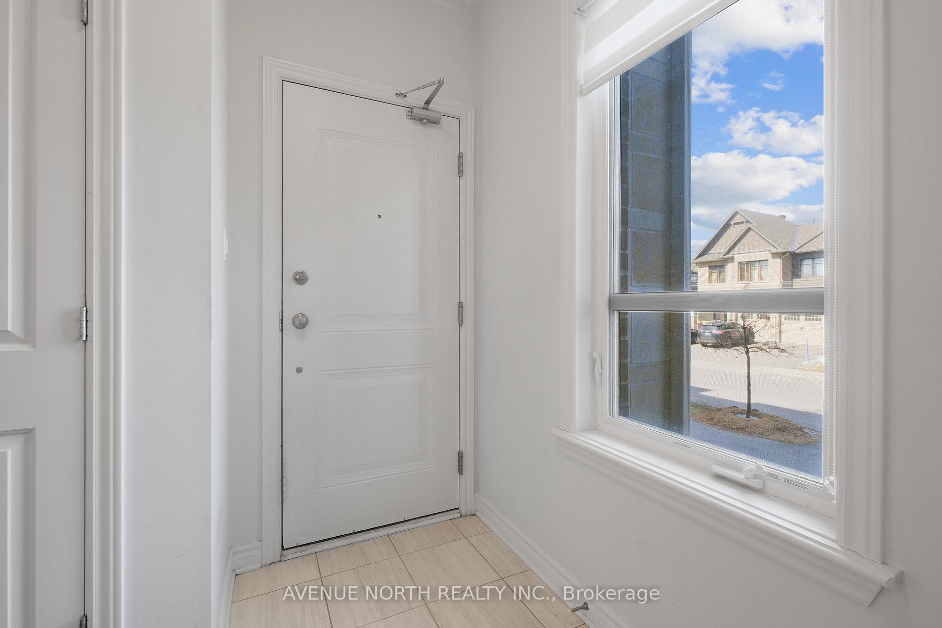 Photo 6 of 365 Axis Way, Ottawa, Mer Bleue/Bradley Estates/Anderson Park — HOMEH