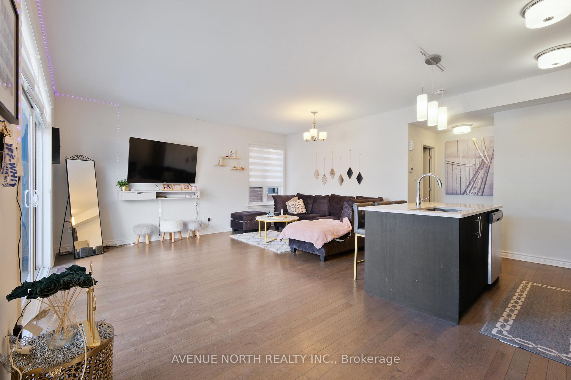 Photo 8 of 365 Axis Way, Ottawa, Mer Bleue/Bradley Estates/Anderson Park — HOMEH