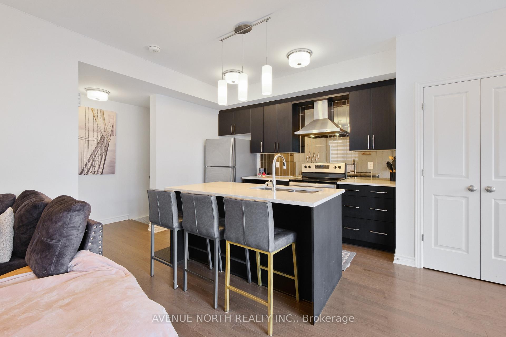 Photo 13 of 365 Axis Way, Ottawa, Mer Bleue/Bradley Estates/Anderson Park — HOMEH