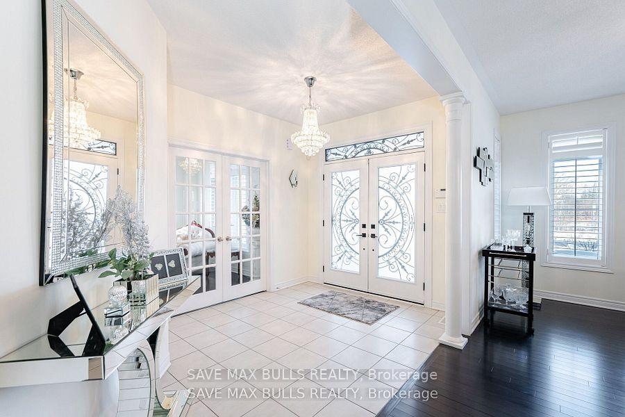 Photo 6 of 92 Veterans Drive, Brampton, Northwest Brampton — HOMEH