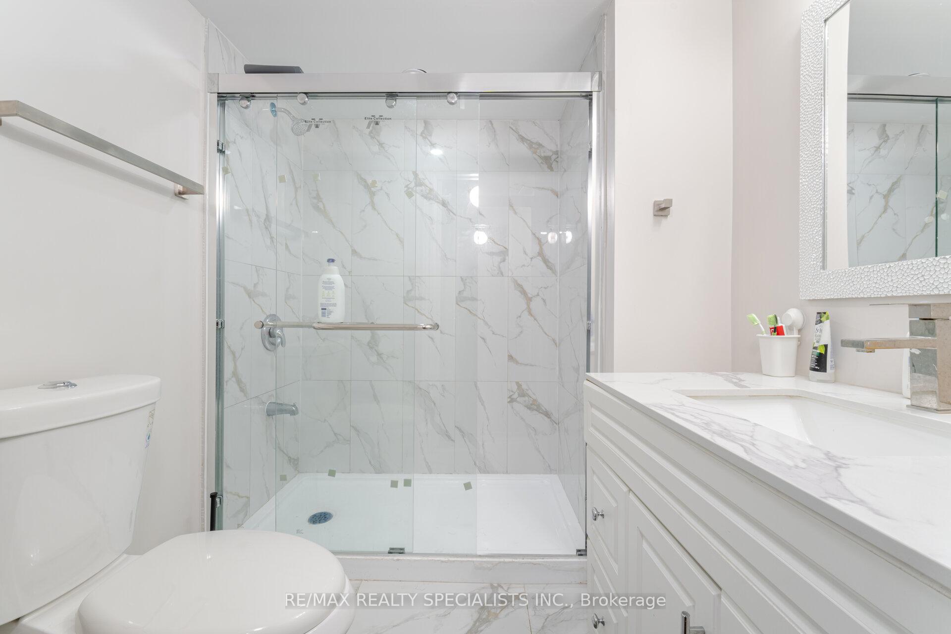 Photo 37 of 71 Cedarwood Crescent, Brampton, Brampton West — HOMEH