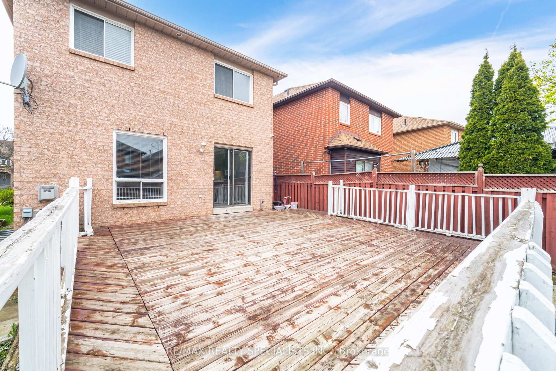 Photo 40 of 71 Cedarwood Crescent, Brampton, Brampton West — HOMEH