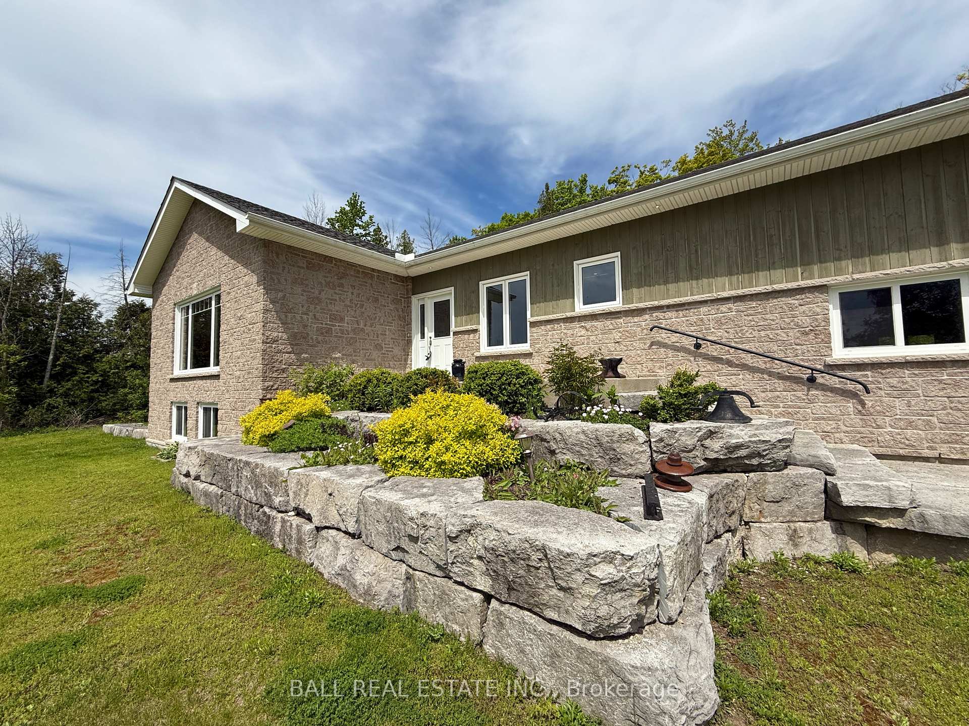 Photo 39 of 4267 County Road 32, Douro-Dummer — HOMEH
