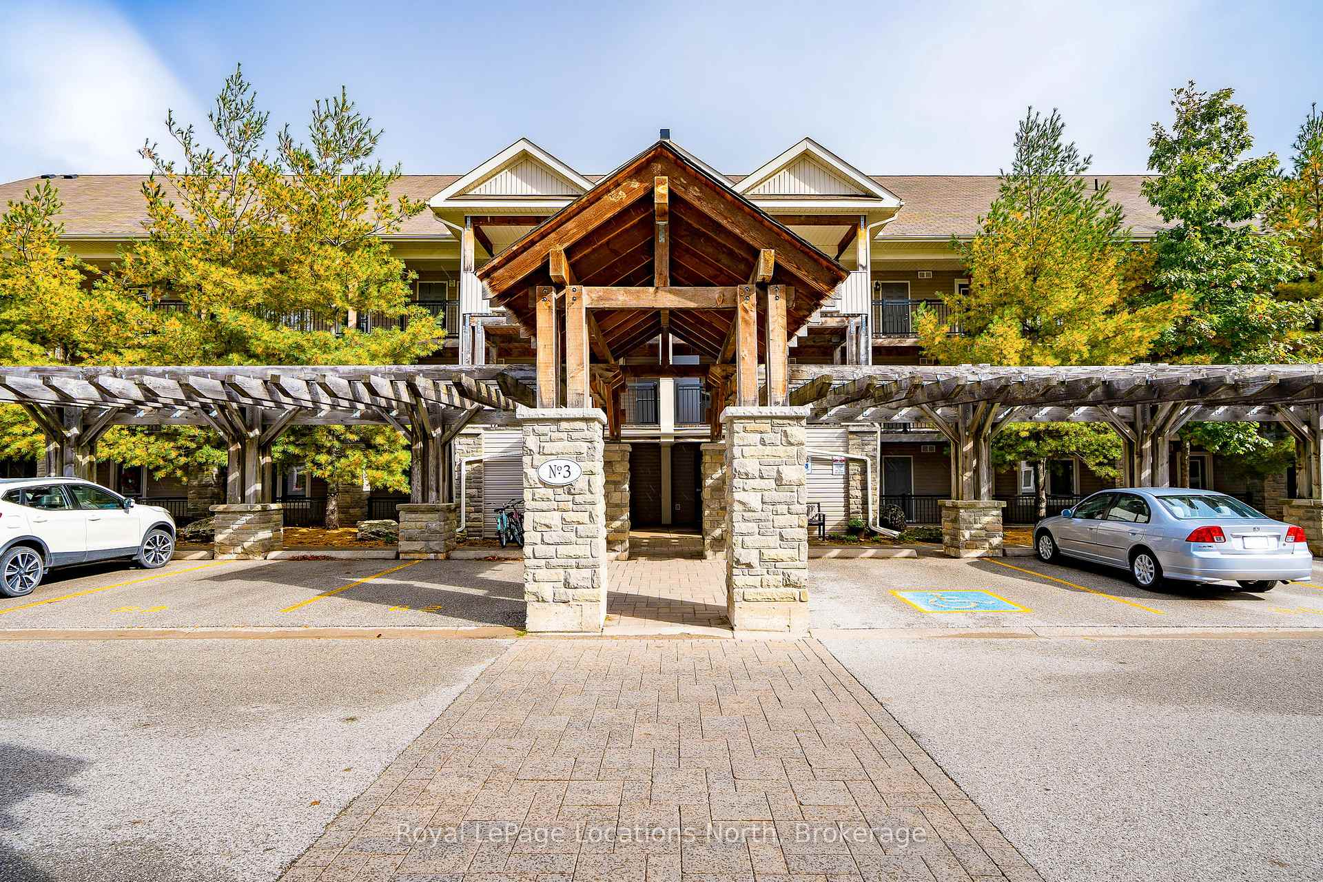 Photo 2 of Unit 307, 3 brandy Lane Drive, Collingwood — HOMEH