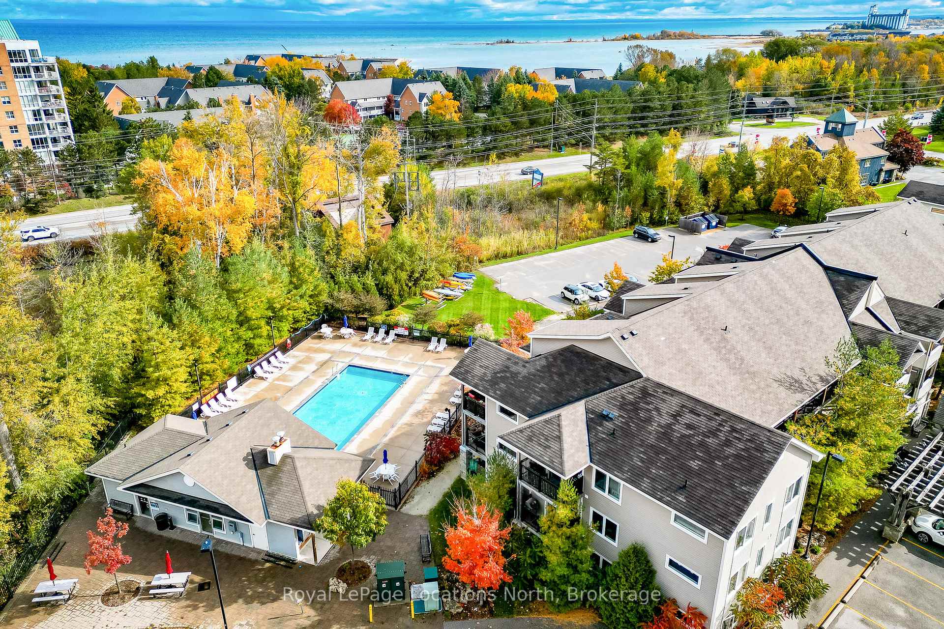 Photo 31 of Unit 307, 3 brandy Lane Drive, Collingwood — HOMEH