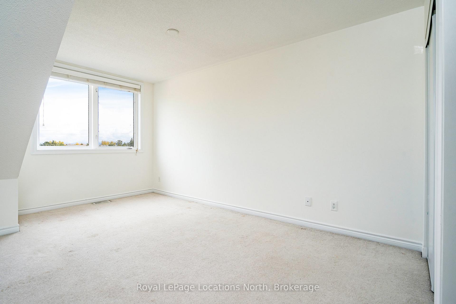 Photo 70 of Unit 307, 3 brandy Lane Drive, Collingwood — HOMEH
