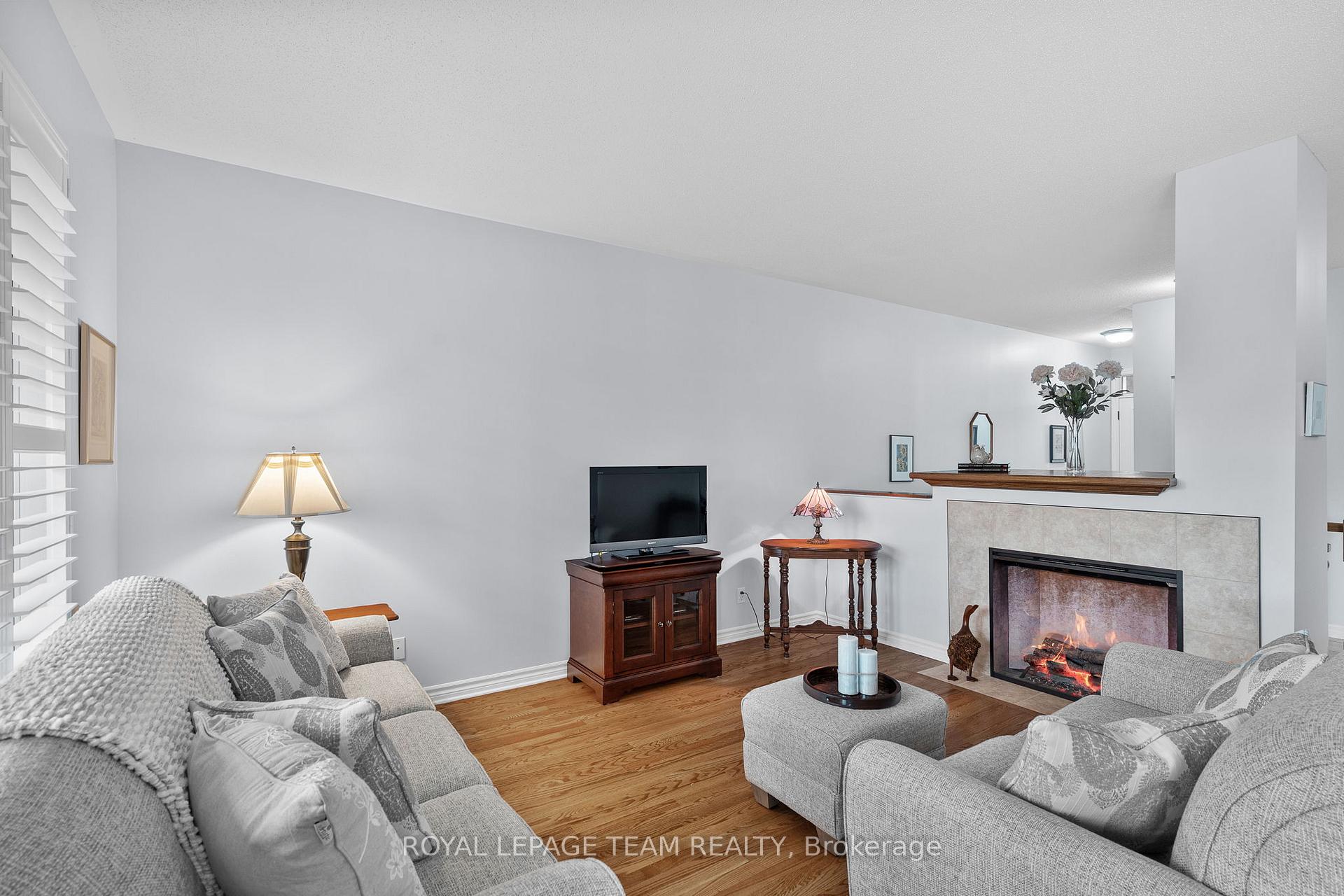 Photo 9 of 13 Eileen Crescent, Ottawa, Stittsville (Central) — HOMEH