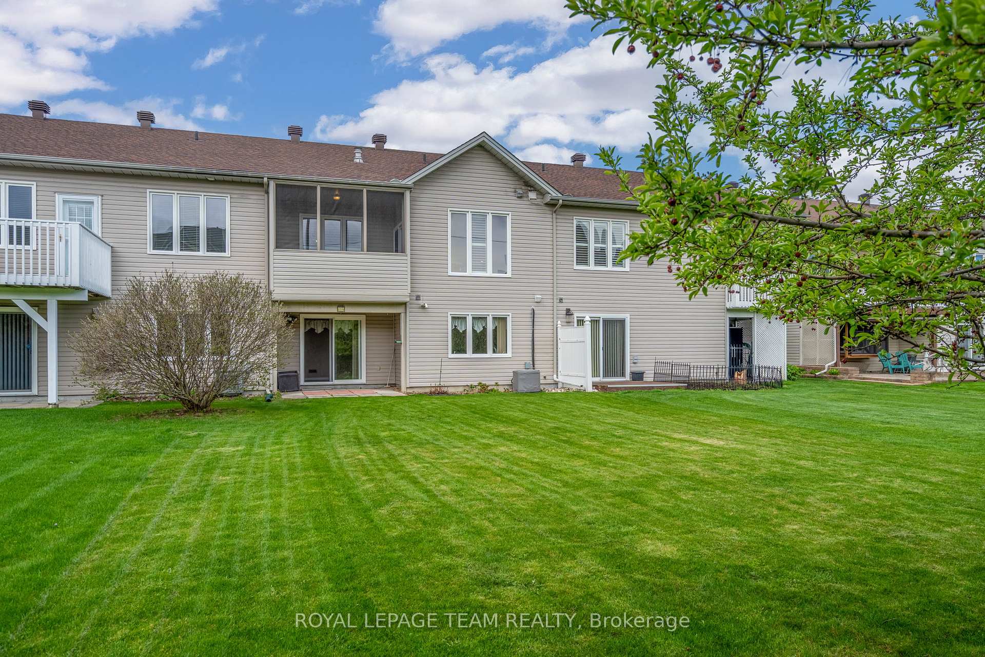 Photo 36 of 13 Eileen Crescent, Ottawa, Stittsville (Central) — HOMEH