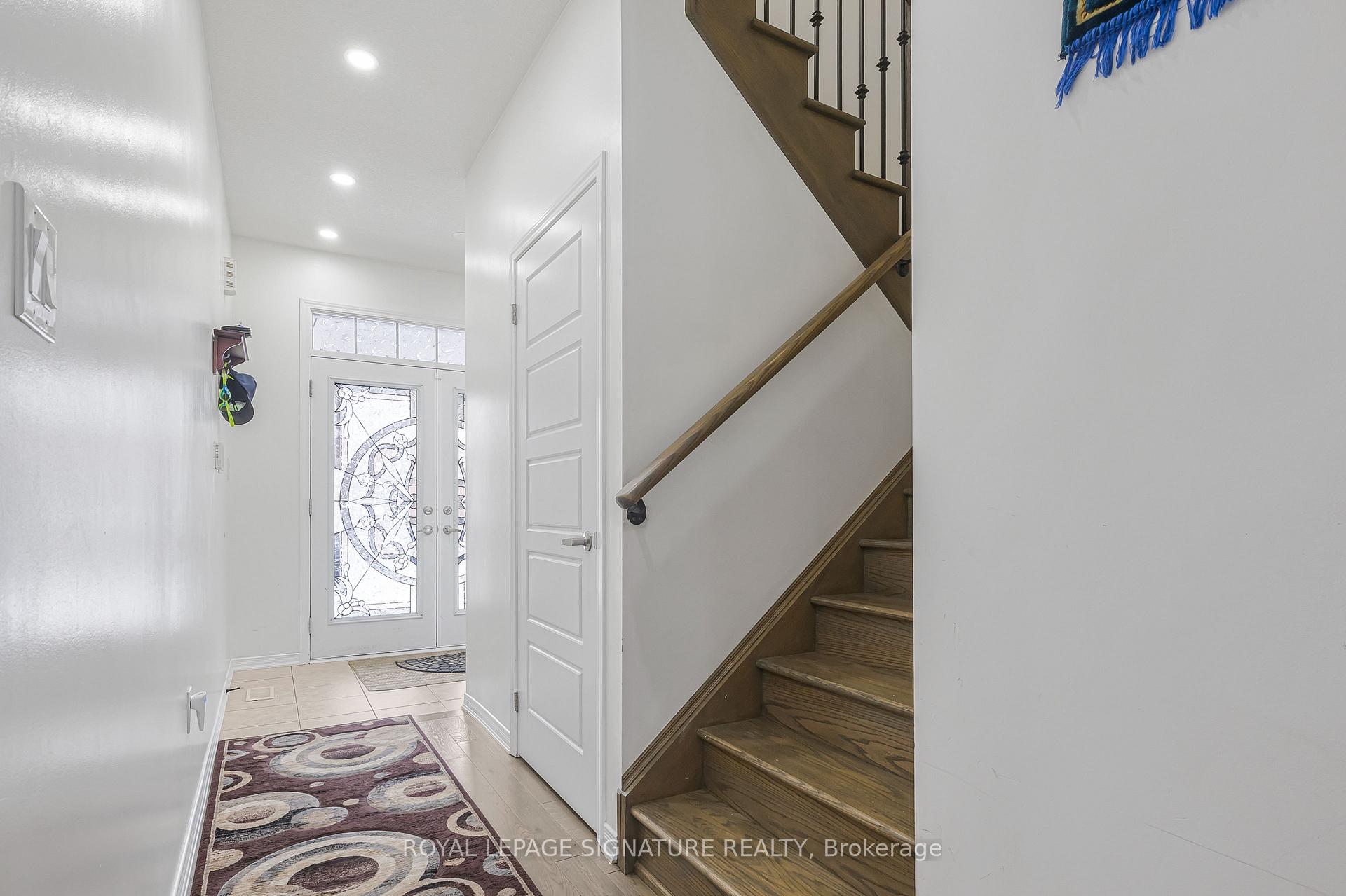 Photo 12 of 220 Bedrock Drive, Hamilton, Stoney Creek Mountain — HOMEH