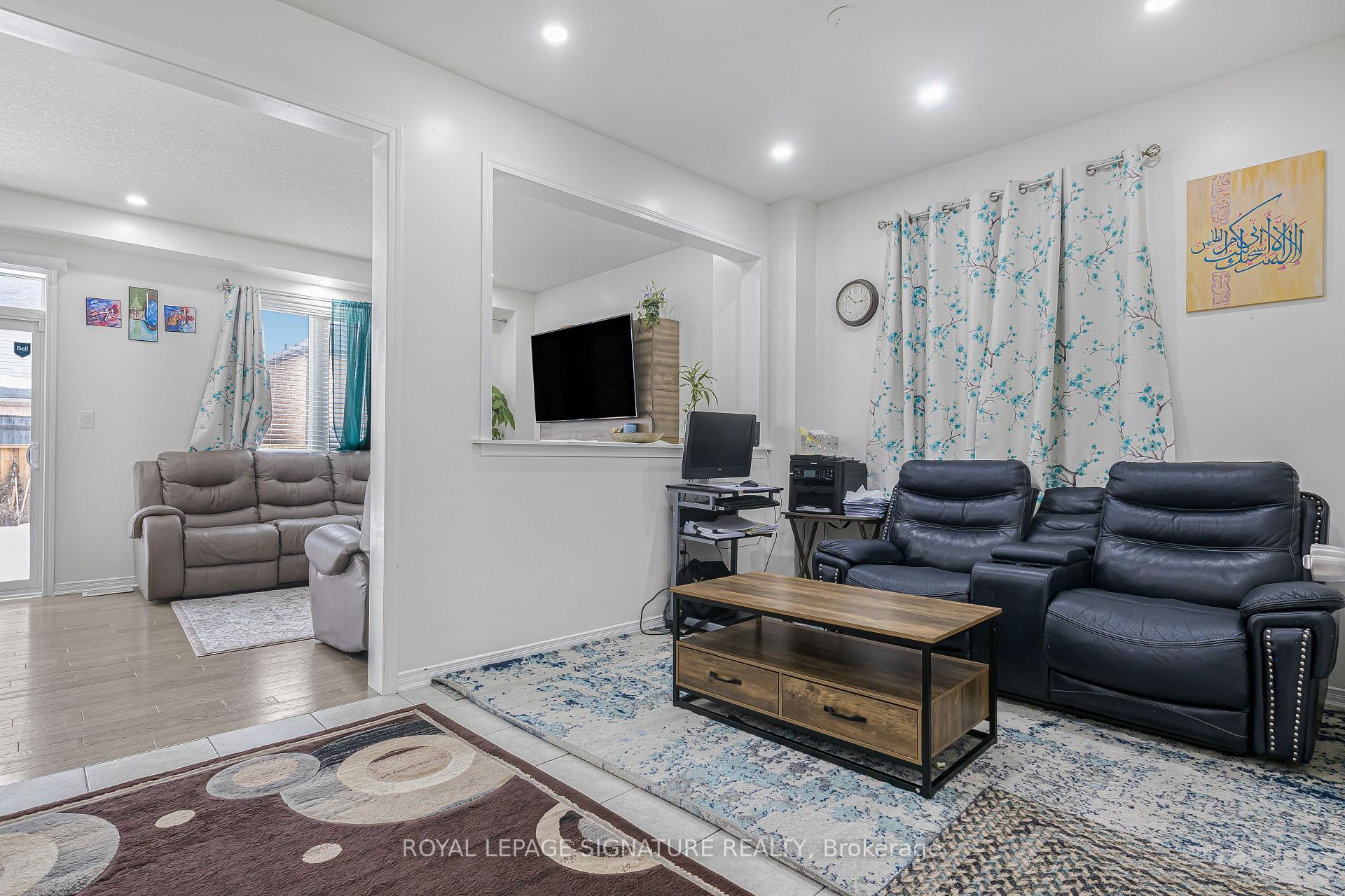Photo 13 of 220 Bedrock Drive, Hamilton, Stoney Creek Mountain — HOMEH