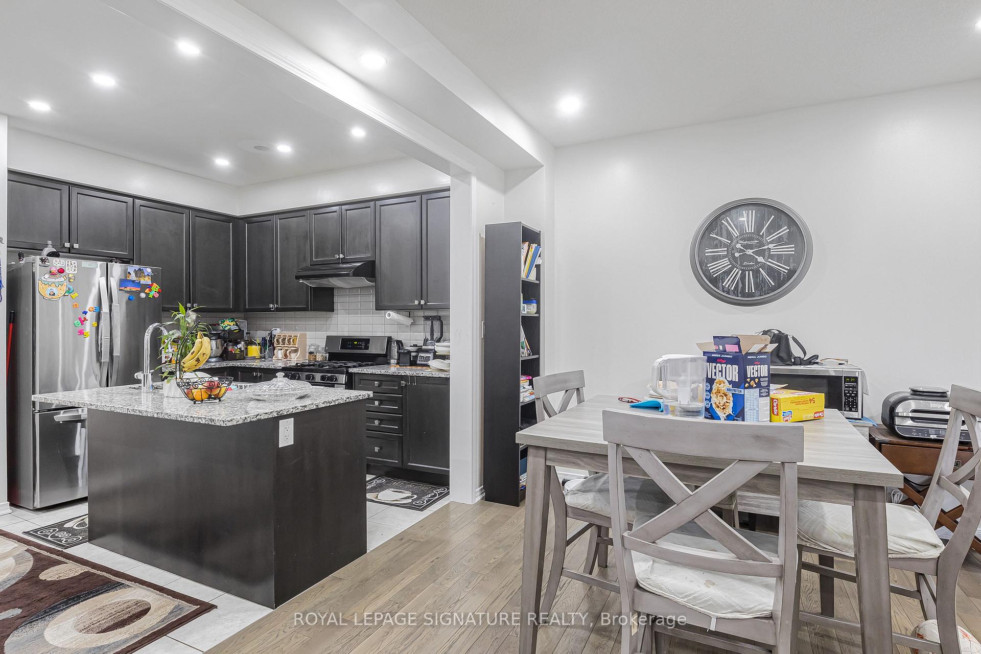 Photo 18 of 220 Bedrock Drive, Hamilton, Stoney Creek Mountain — HOMEH