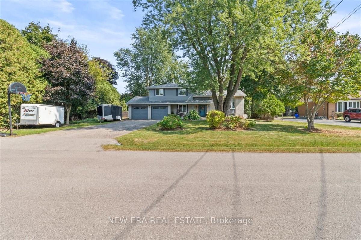 Photo 2 of 2 Carey Street, Hamilton, Rural Flamborough — HOMEH