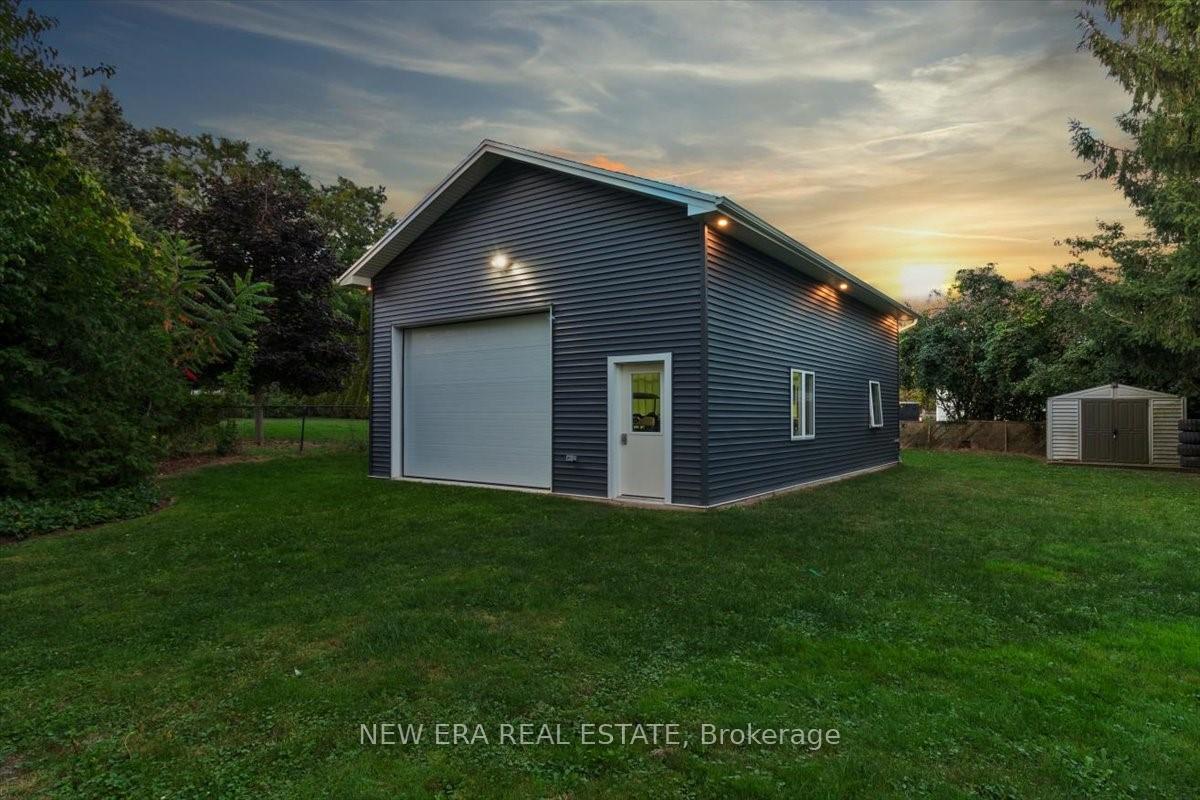 Photo 38 of 2 Carey Street, Hamilton, Rural Flamborough — HOMEH