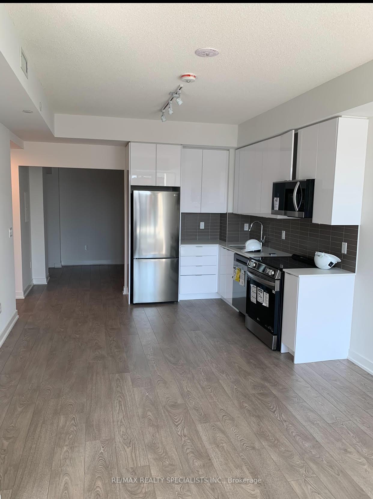 Photo 7 of Unit 209, 225 Malta Avenue, Brampton, Fletcher's Creek South — HOMEH