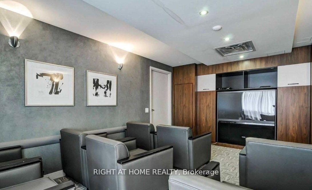 Photo 13 of Unit 902, 85 Bloor Street E, Toronto, Church-Yonge Corridor — HOMEH