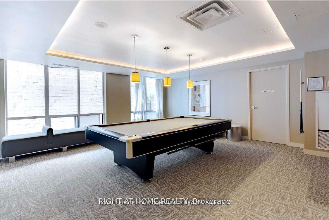 Photo 16 of Unit 902, 85 Bloor Street E, Toronto, Church-Yonge Corridor — HOMEH