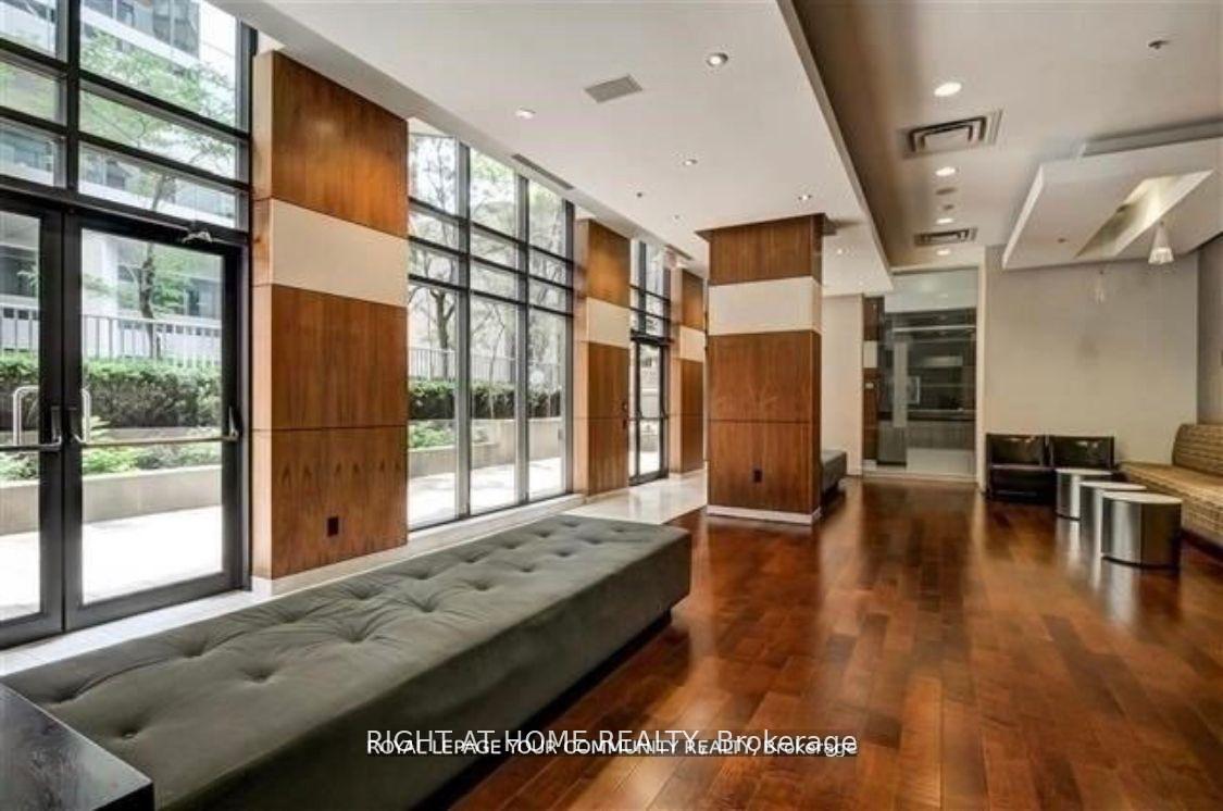 Photo 20 of Unit 902, 85 Bloor Street E, Toronto, Church-Yonge Corridor — HOMEH