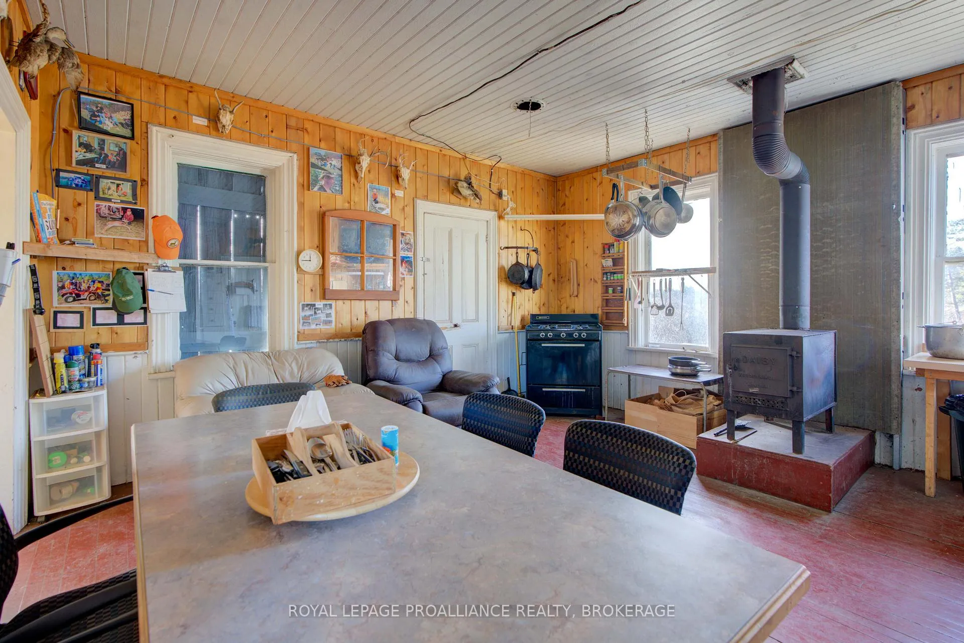 Photo 14 of 1236 Davey Road, Frontenac, Frontenac Centre — HOMEH