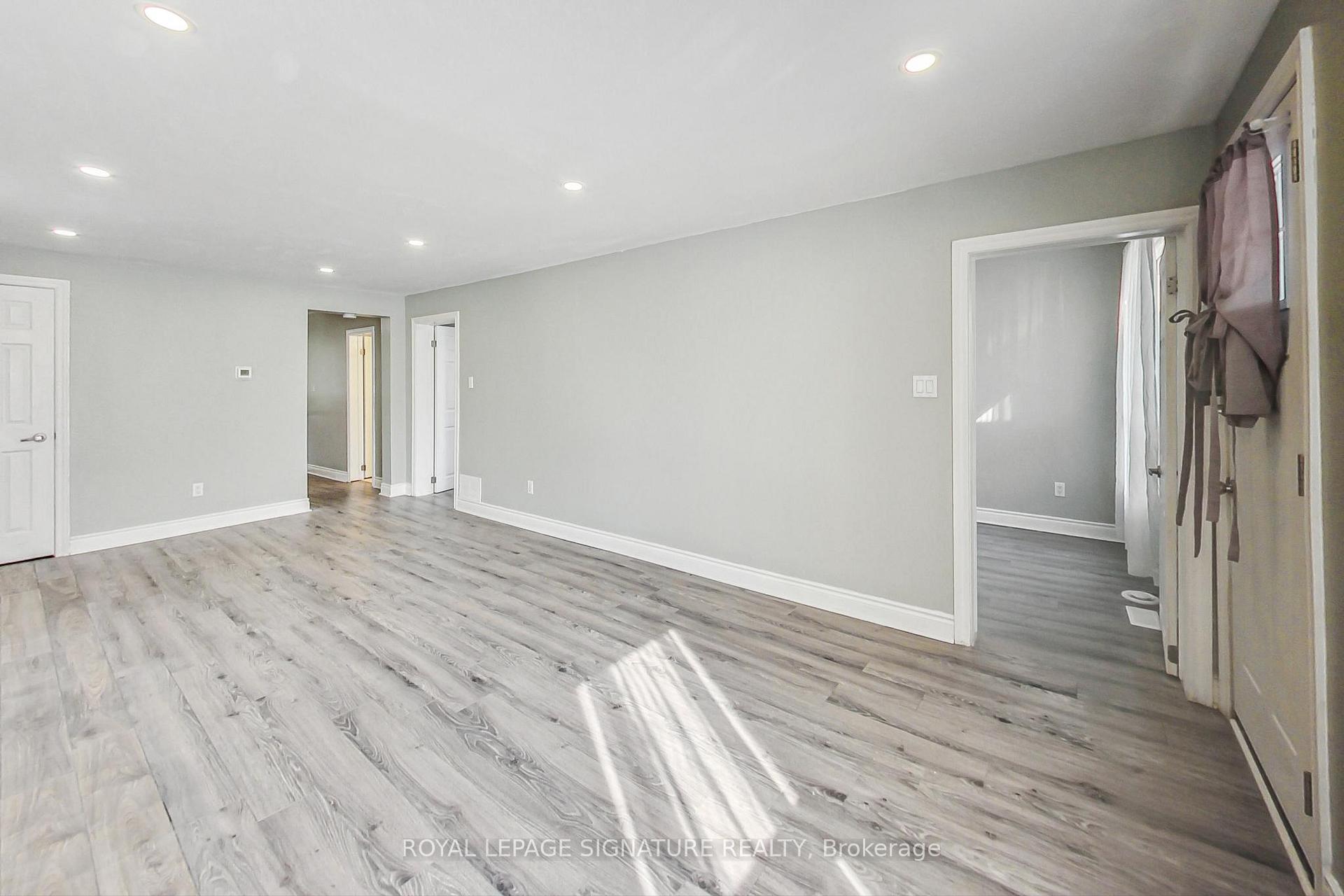 Photo 4 of 1383 Cannon Street E, Hamilton, Crown Point — HOMEH