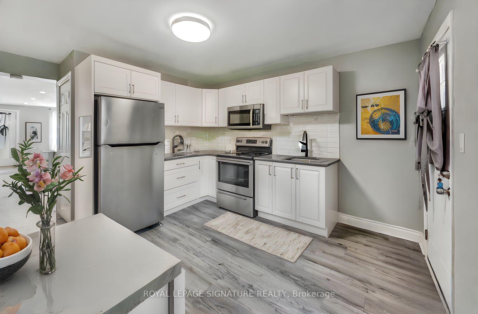 Photo 12 of 1383 Cannon Street E, Hamilton, Crown Point — HOMEH
